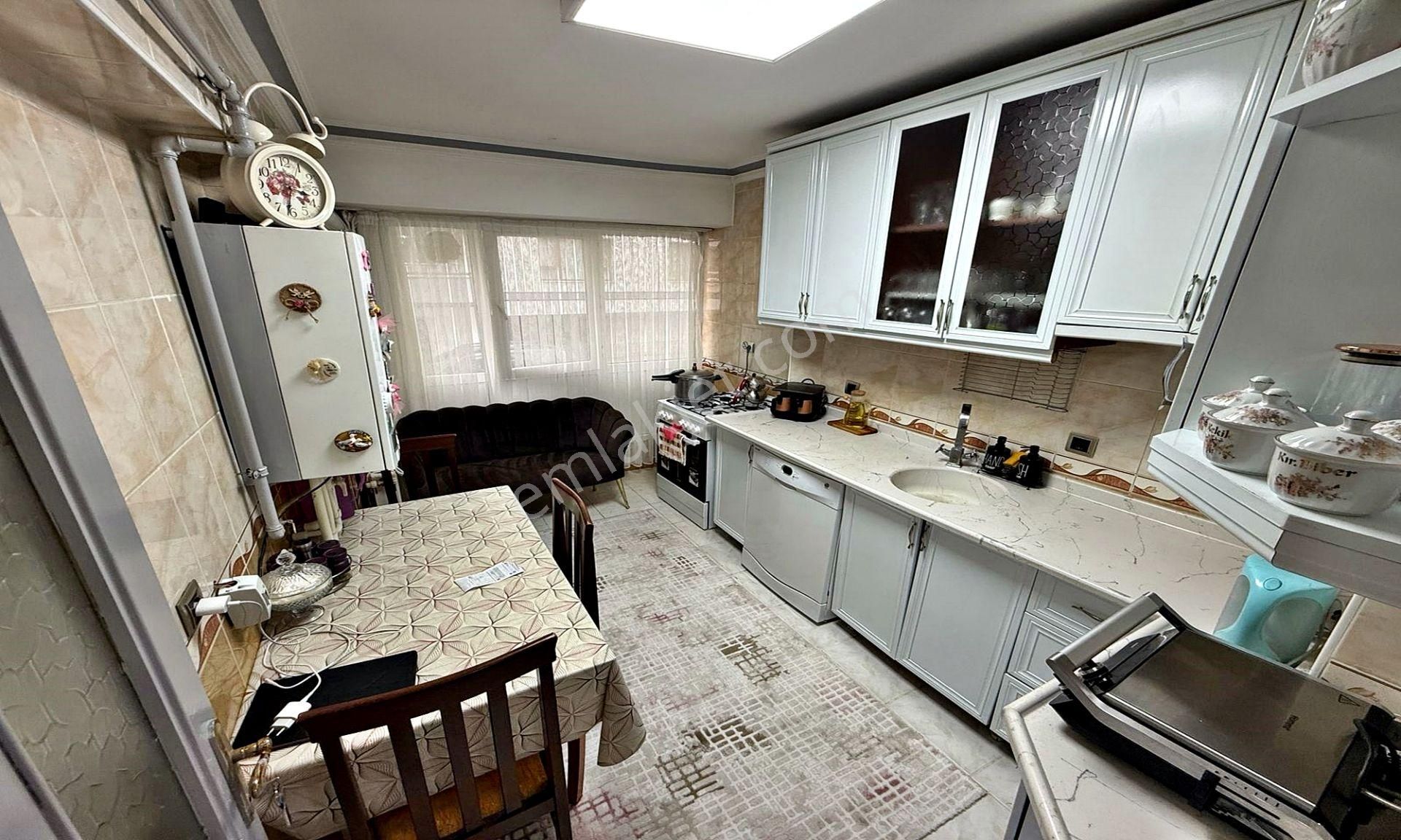 Kartaltepe Cad Üzeri Asansörlü İskanlı 250 M2 5+1 Dublex ! - Görsel 20