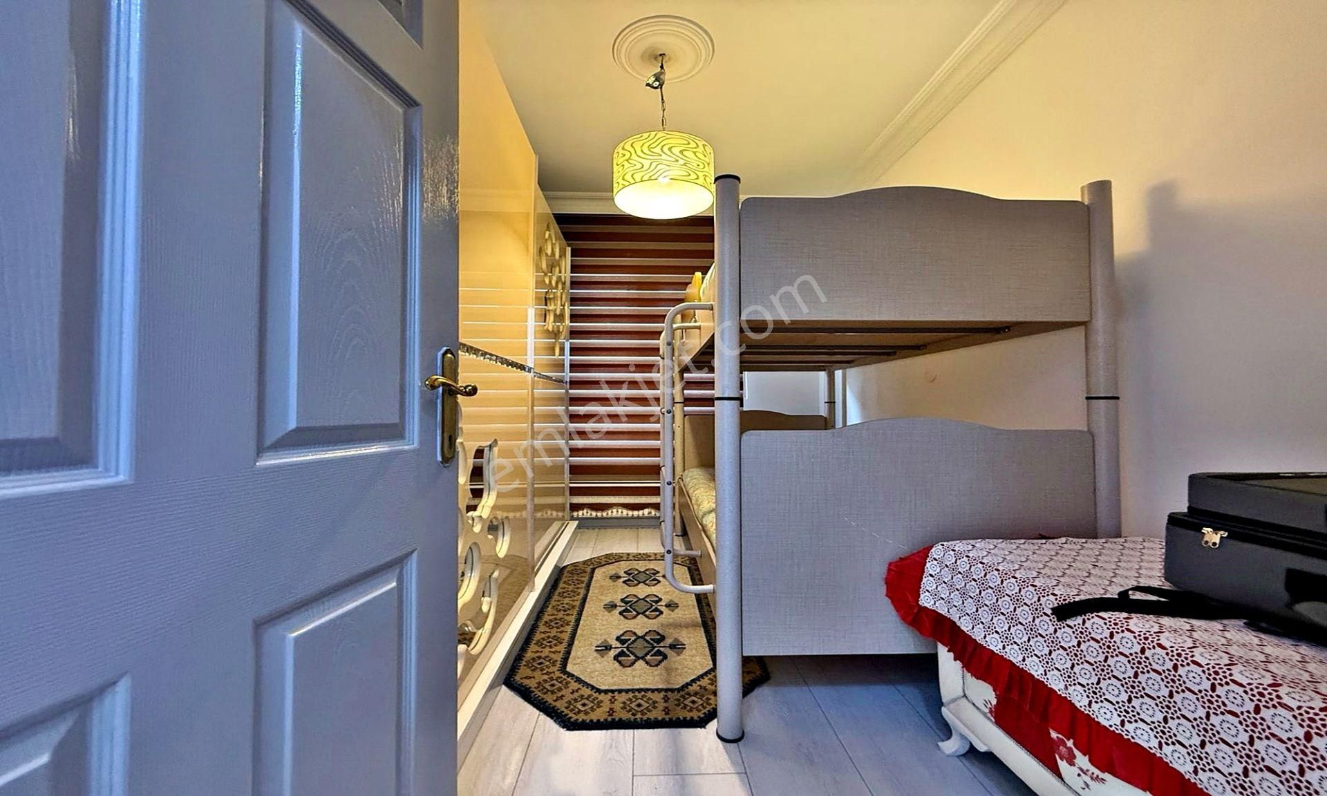 Kartaltepe Cad Üzeri Asansörlü İskanlı 250 M2 5+1 Dublex ! - Görsel 13