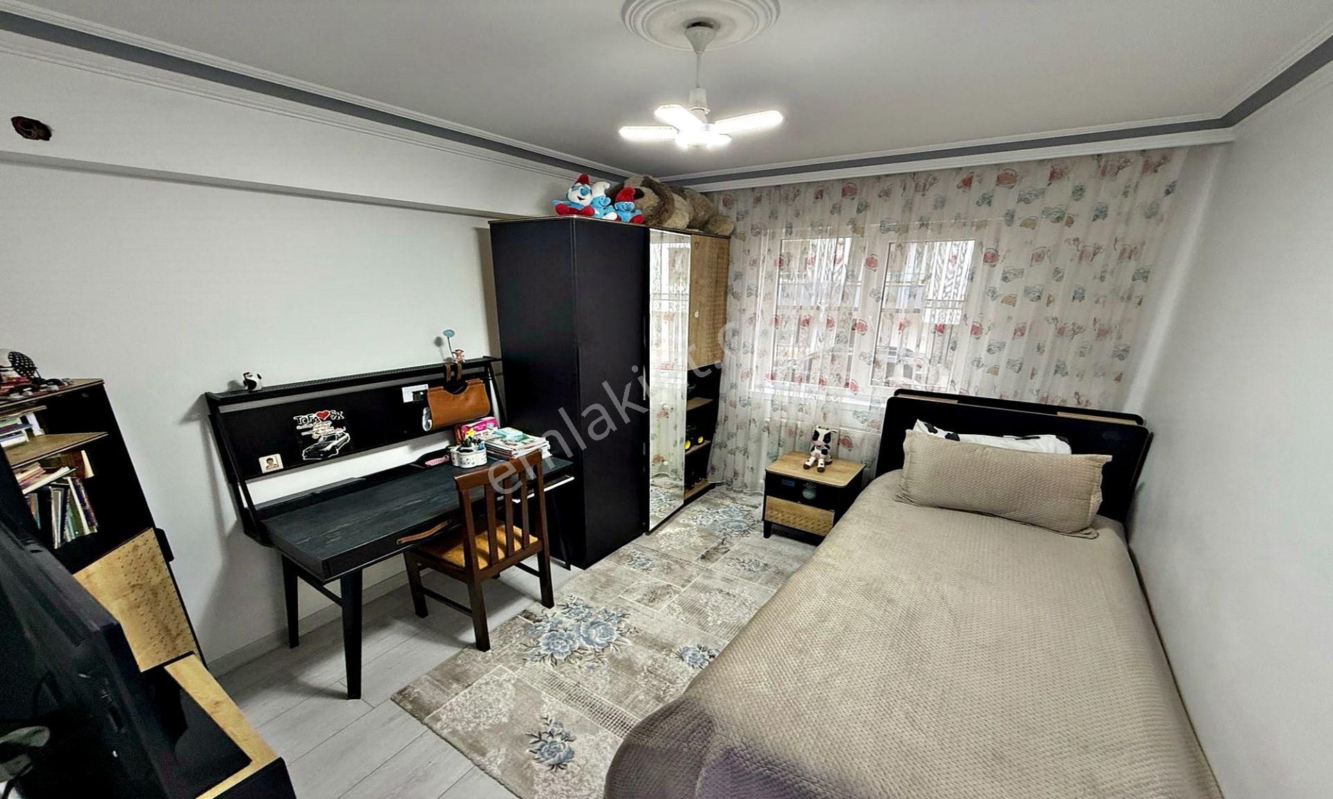 Kartaltepe Cad Üzeri Asansörlü İskanlı 250 M2 5+1 Dublex ! - Görsel 31