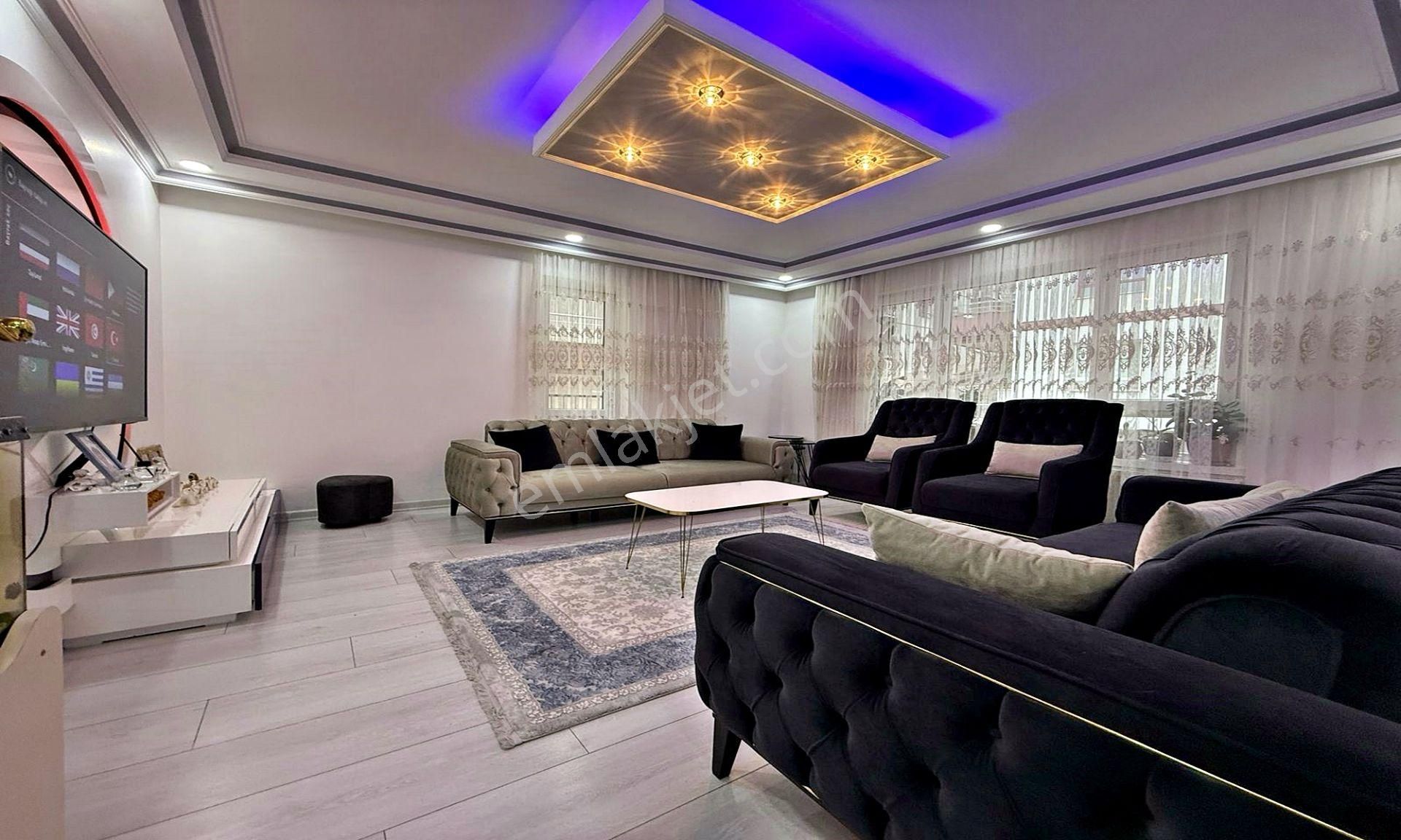 Kartaltepe Cad Üzeri Asansörlü İskanlı 250 M2 5+1 Dublex ! - Görsel 2