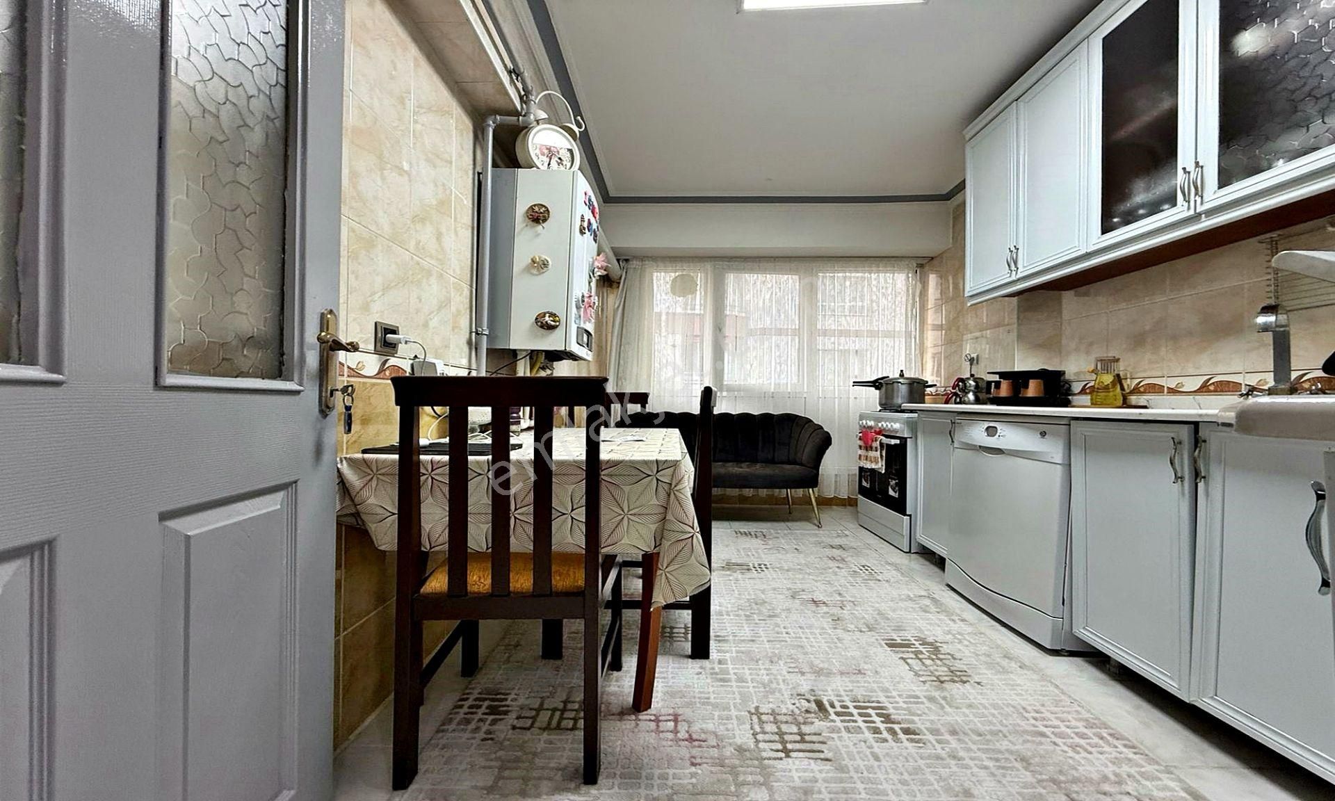 Kartaltepe Cad Üzeri Asansörlü İskanlı 250 M2 5+1 Dublex ! - Görsel 7