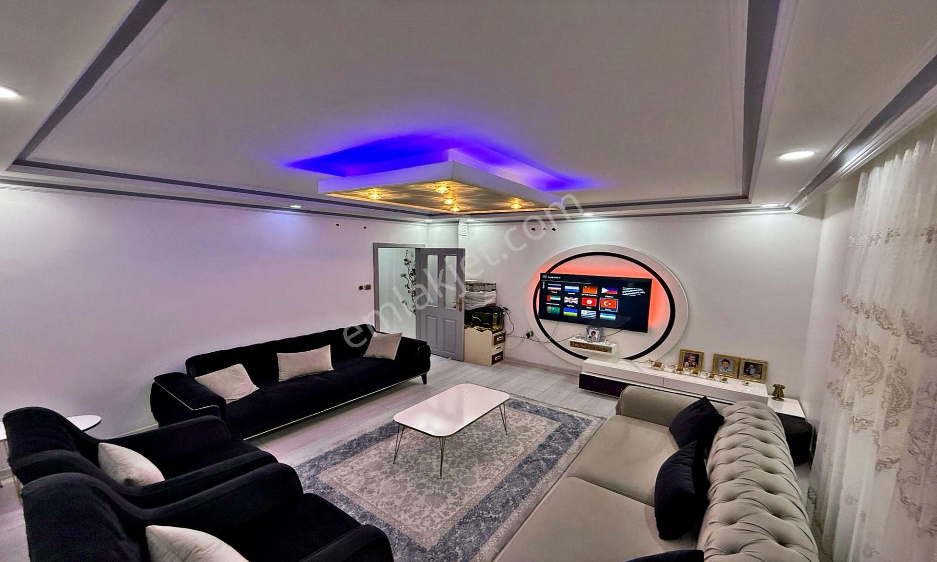 Kartaltepe Cad Üzeri Asansörlü İskanlı 250 M2 5+1 Dublex ! - Görsel 3