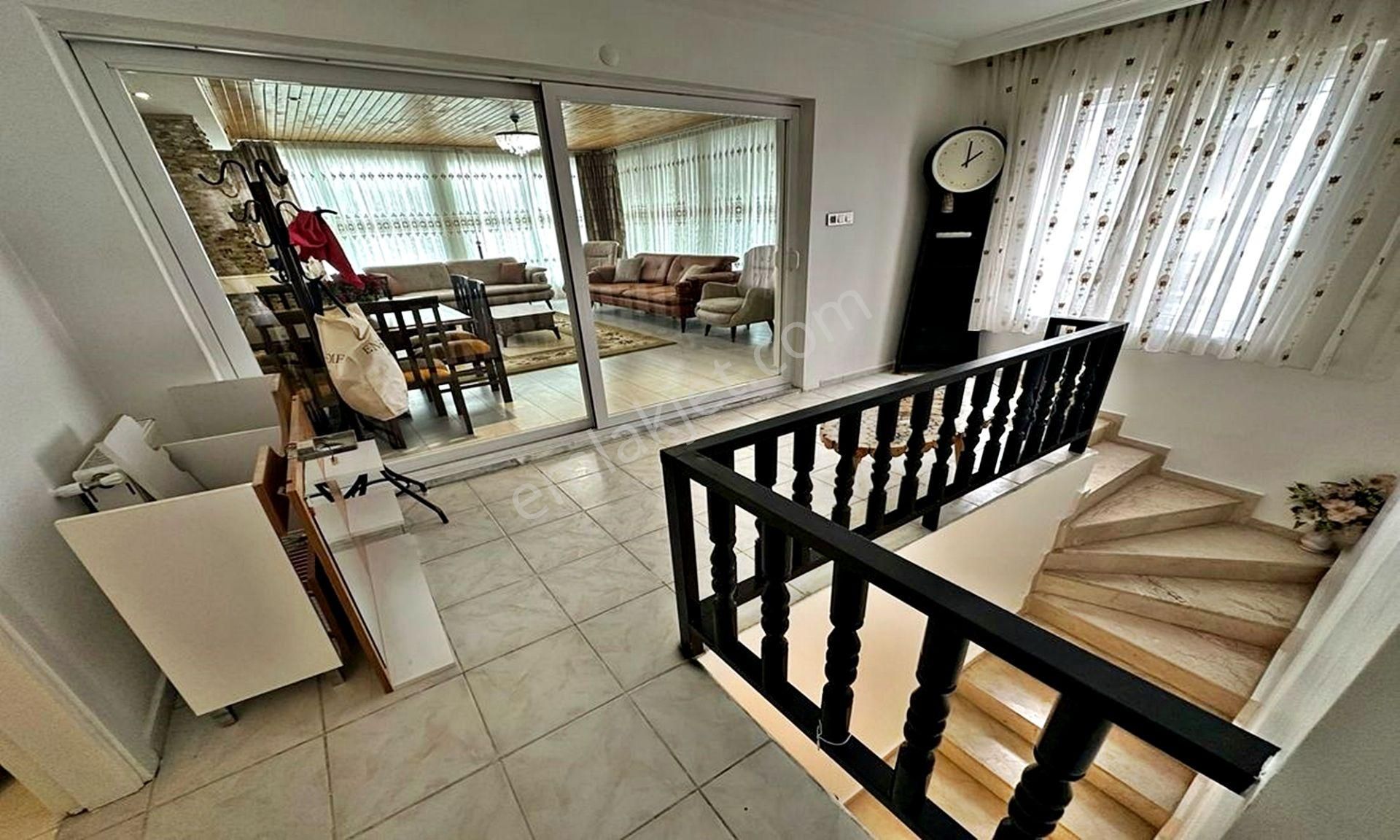 Kartaltepe Cad Üzeri Asansörlü İskanlı 250 M2 5+1 Dublex ! - Görsel 24