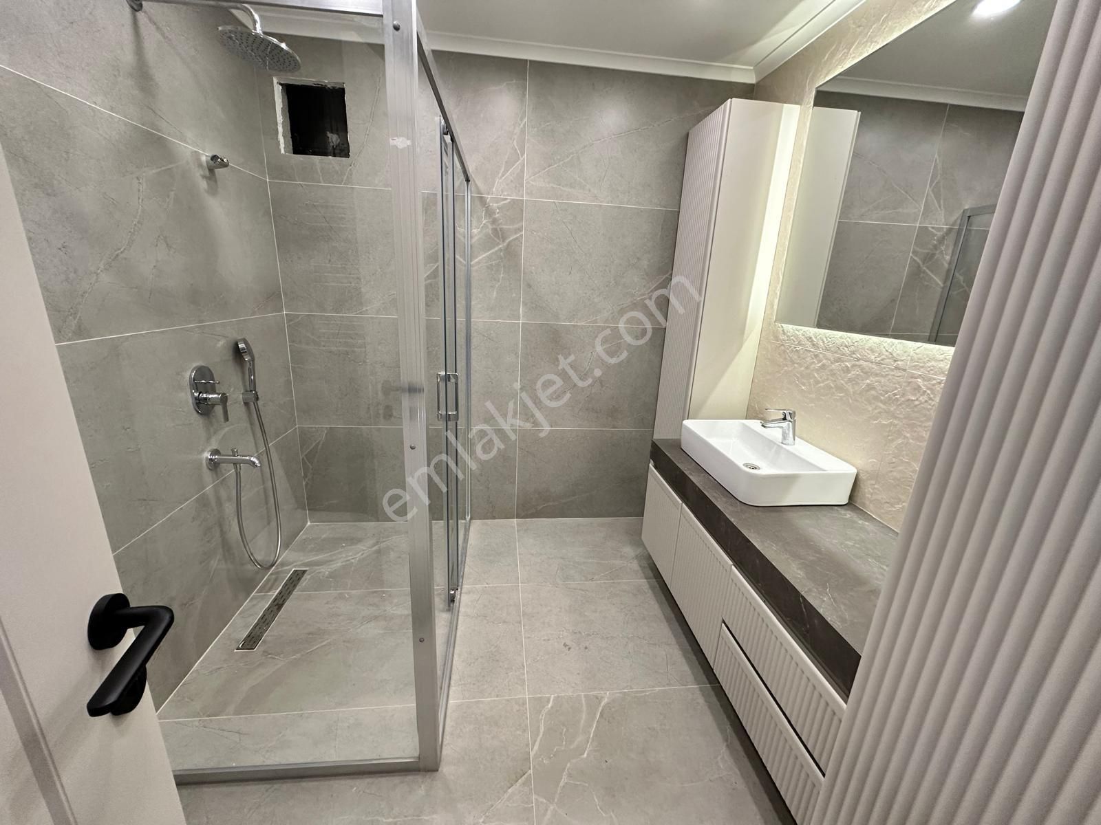 Met'den Göztepe'de 4+1 Net 175m2 Mimari Dekorlu Katta Tek Fırsat - Görsel 35