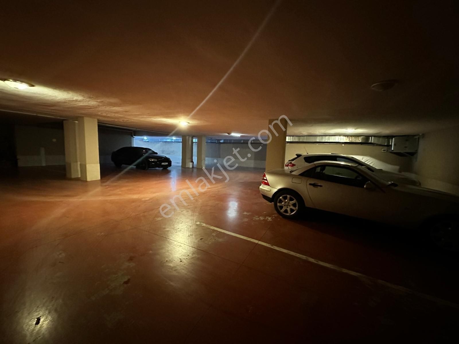 Met'den Göztepe'de 4+1 Net 175m2 Mimari Dekorlu Katta Tek Fırsat - Görsel 33