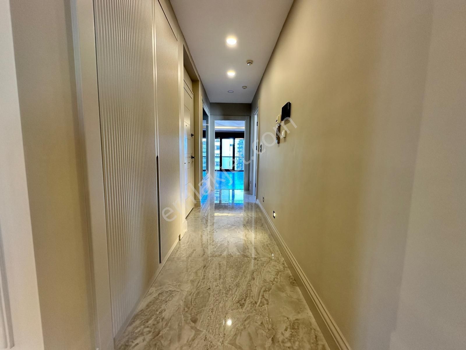 Met'den Göztepe'de 4+1 Net 175m2 Mimari Dekorlu Katta Tek Fırsat - Görsel 34