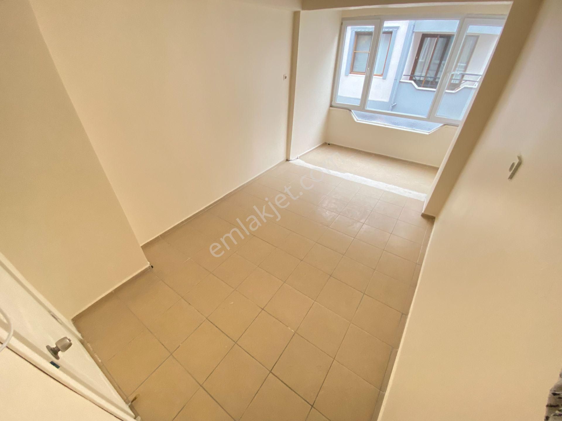 ▄jet Emlaktan Altınkum'da Geniş & Ferah Arakat Satılık 2+1 Daire - Görsel 9