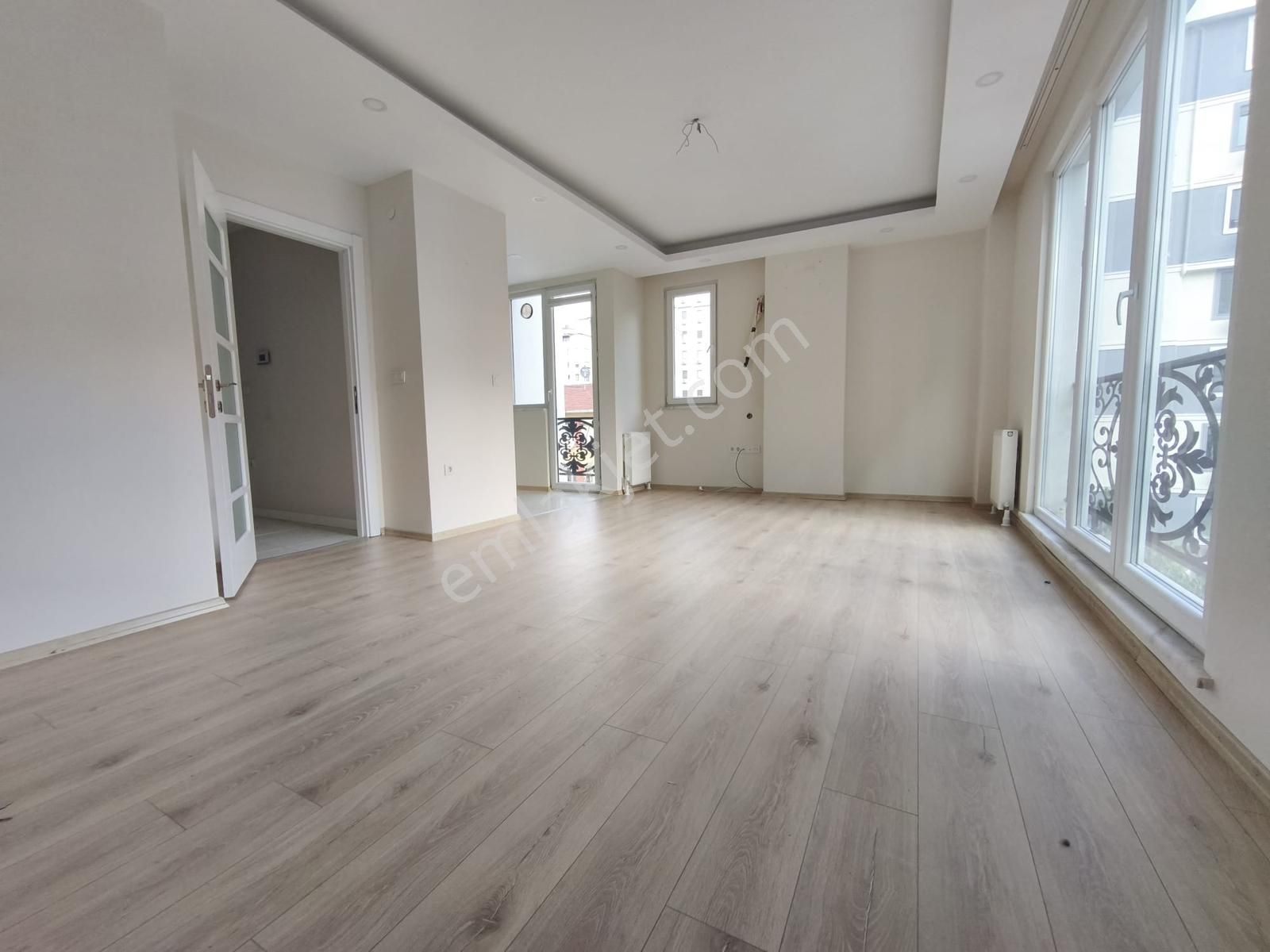 Met'den Suadiye Metroya Çok Yakın Yeni Binada Boş 2+1 Balkonlu - Görsel 18