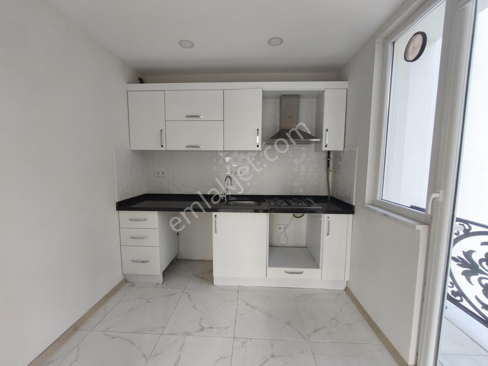 Met'den Suadiye Metroya Çok Yakın Yeni Binada Boş 2+1 Balkonlu - Görsel 12