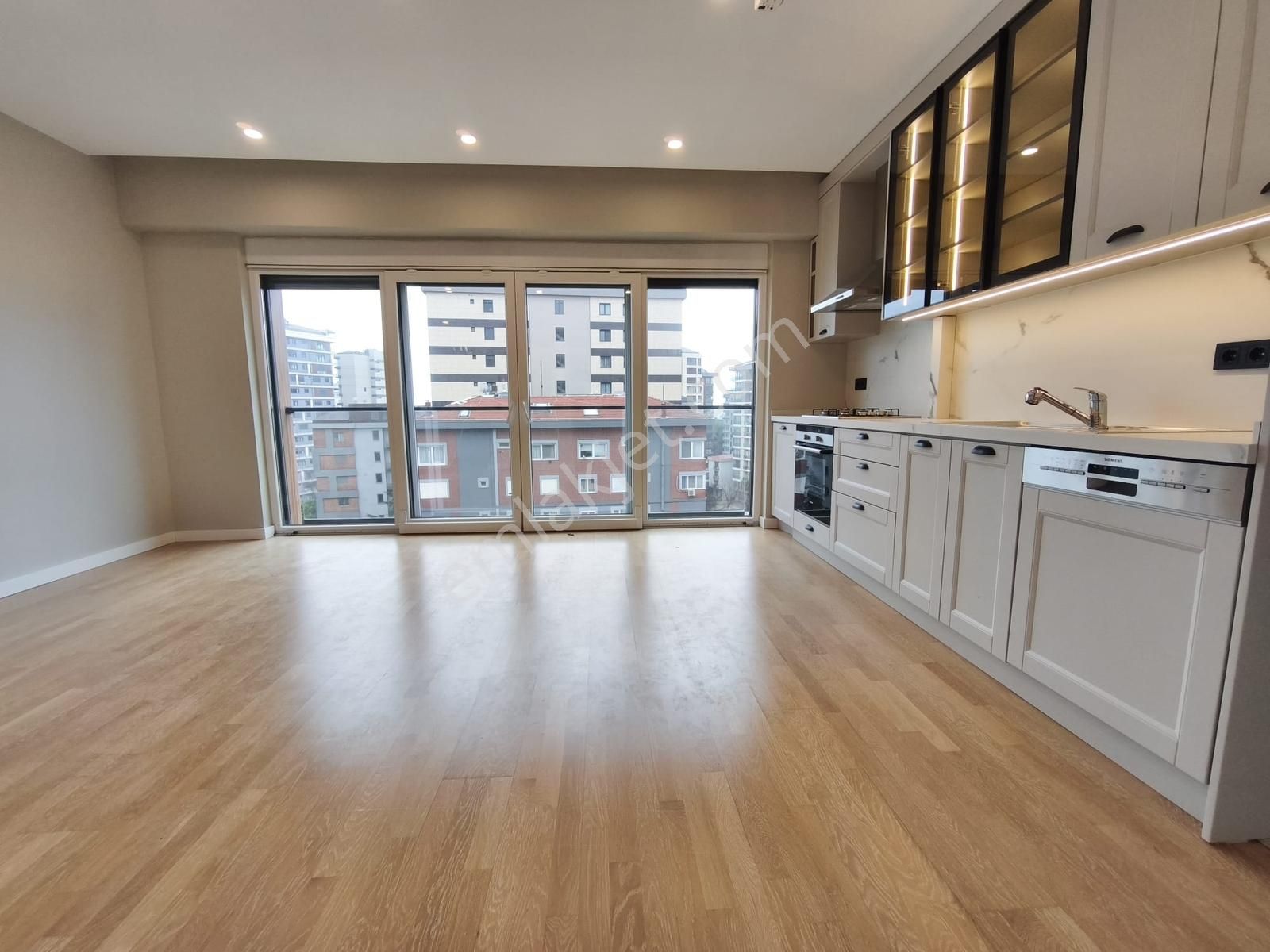 Caddebostan Sahilde 1+1 Lüks 58m2 Net Ara Kat Dubleks - Görsel 24