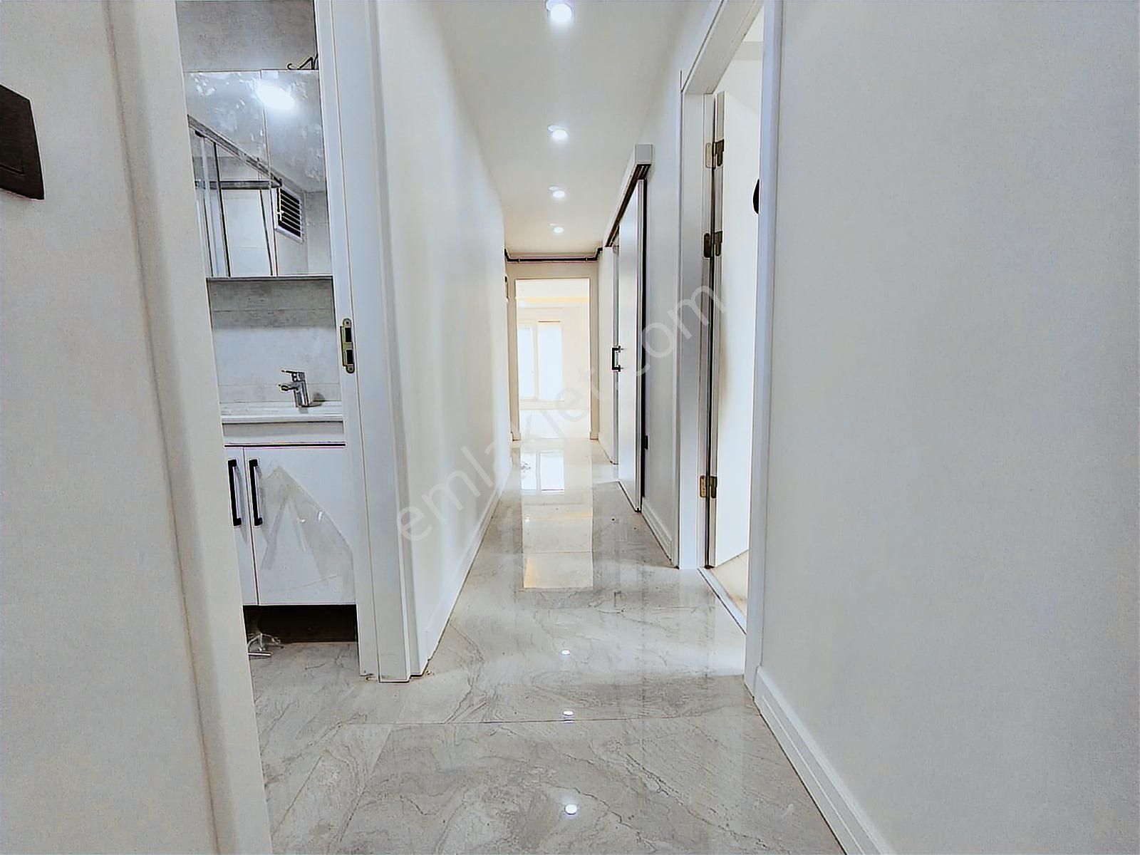 Met'den Kozyatağında 2+1 Sıfır Binada 75m2 Net Balkon E.banyo - Görsel 32