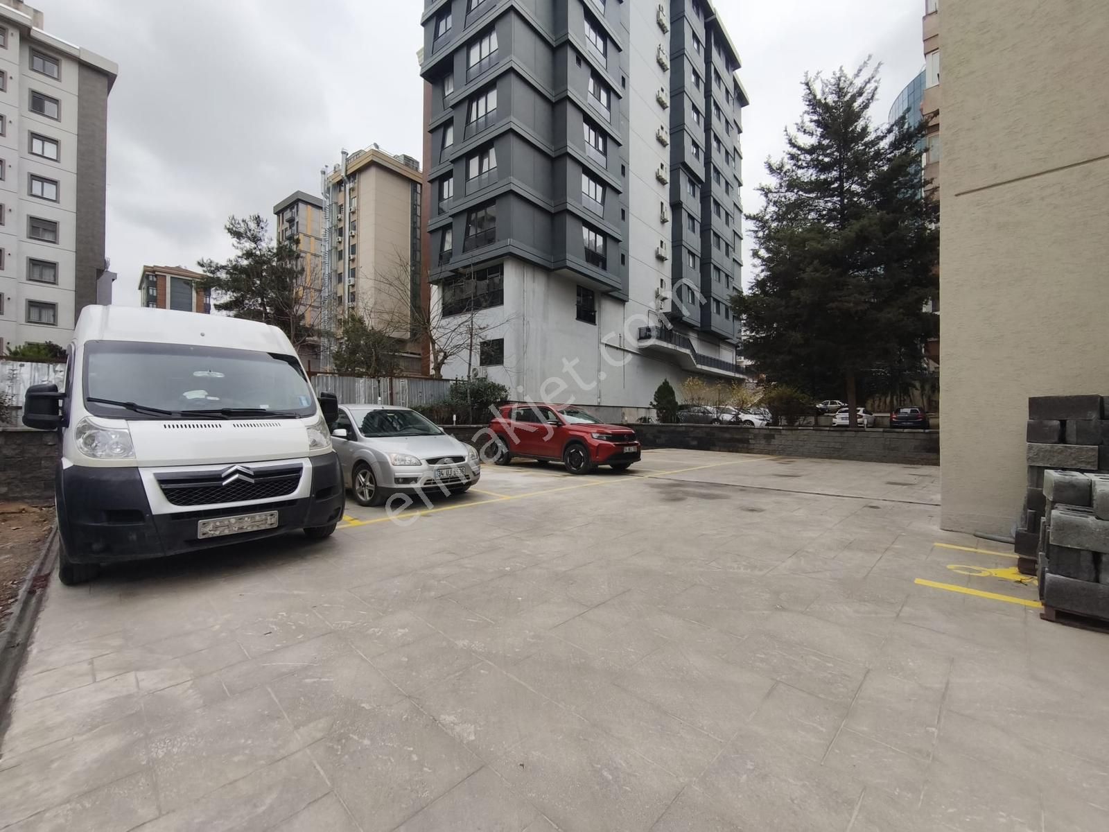 Met'den Kozyatağında 2+1 Sıfır Binada 75m2 Net Balkon E.banyo - Görsel 23