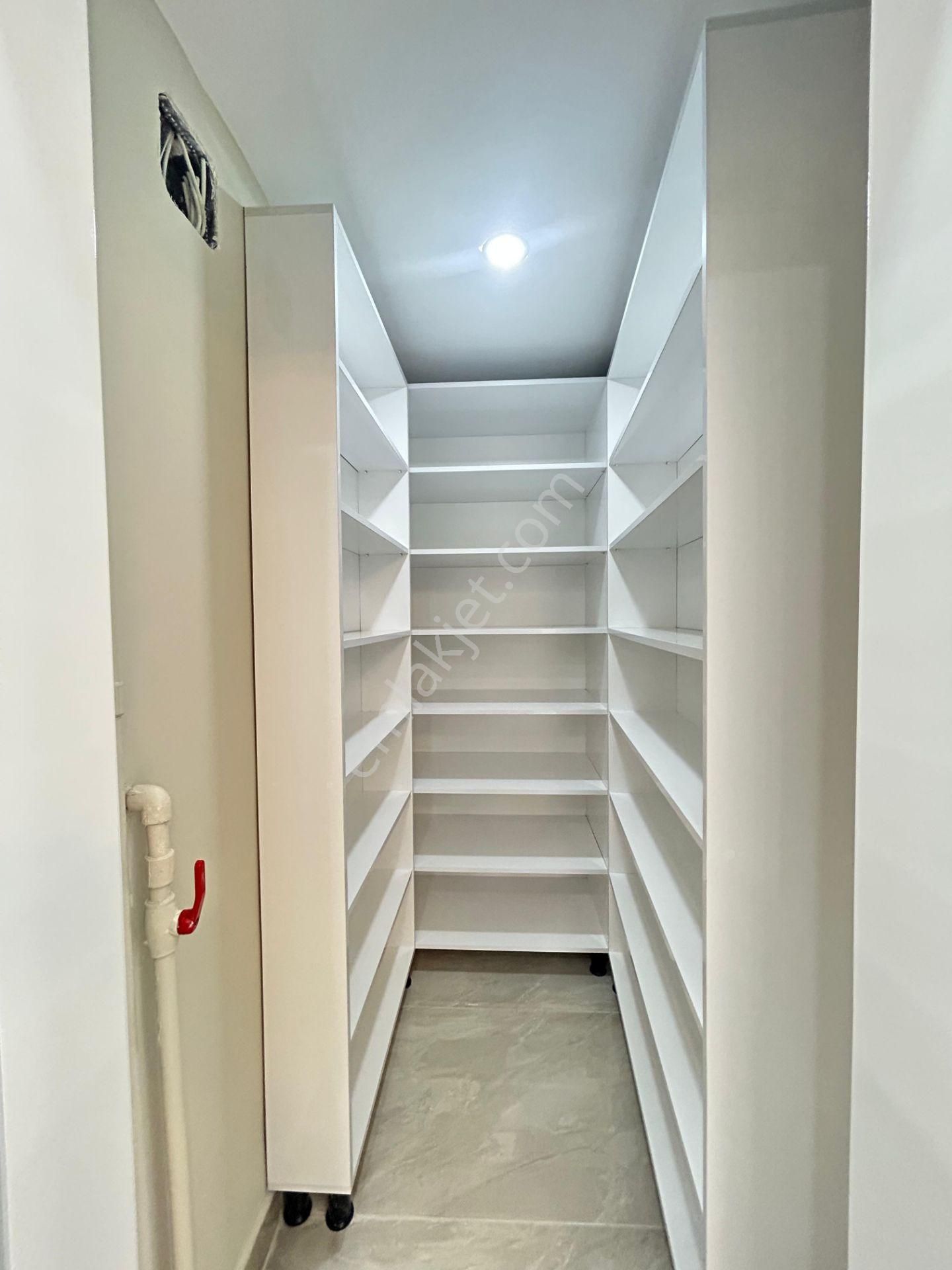 Taner'den Cevizlidere Cad Yakını 3+1+kiler Ebeveyn Banyolu Asansörlü Orta Kat Ön - Görsel 31