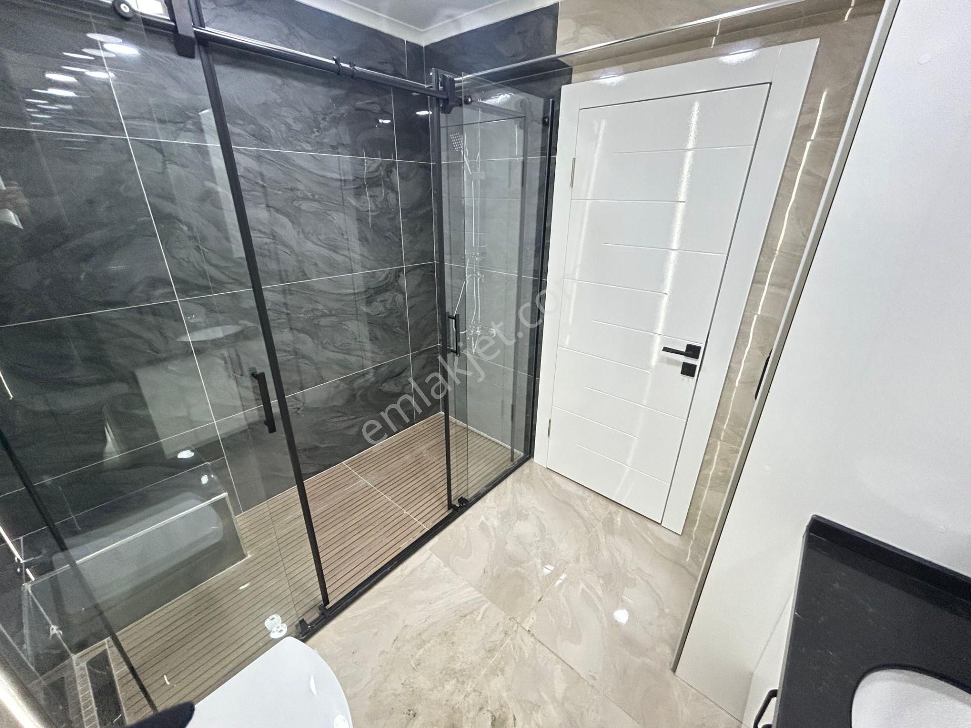 Taner'den Cevizlidere Cad Yakını 3+1+kiler Ebeveyn Banyolu Asansörlü Orta Kat Ön - Görsel 7