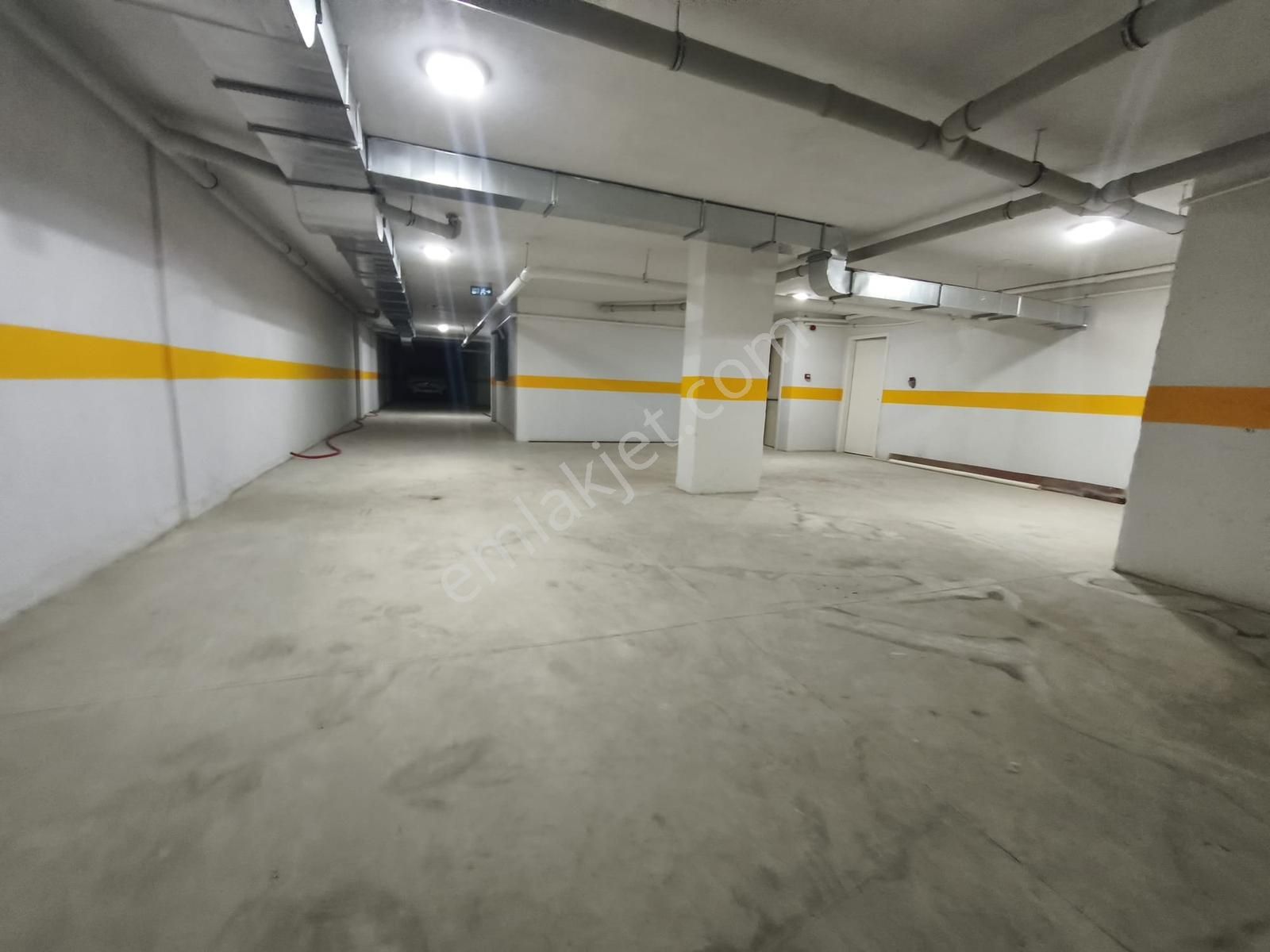 Met'den Fırsat Suadiyede 1+1 Net 55m2 Ebeveynli Sıfır Boş - Görsel 2