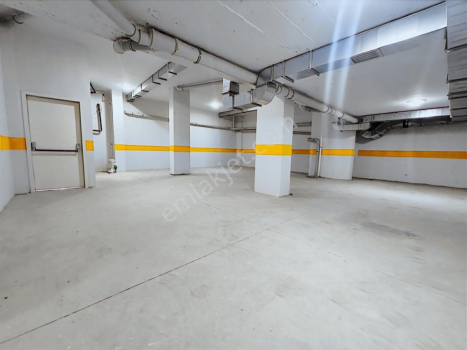 Met'den Fırsat Suadiyede 1+1 Net 55m2 Ebeveynli Sıfır Boş - Görsel 31