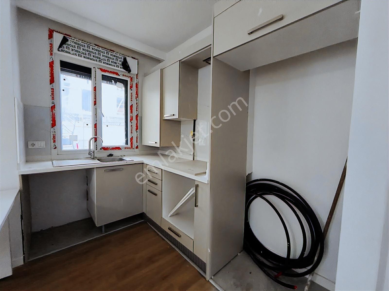 Met'den Fırsat Suadiyede 1+1 Net 55m2 Ebeveynli Sıfır Boş - Görsel 18