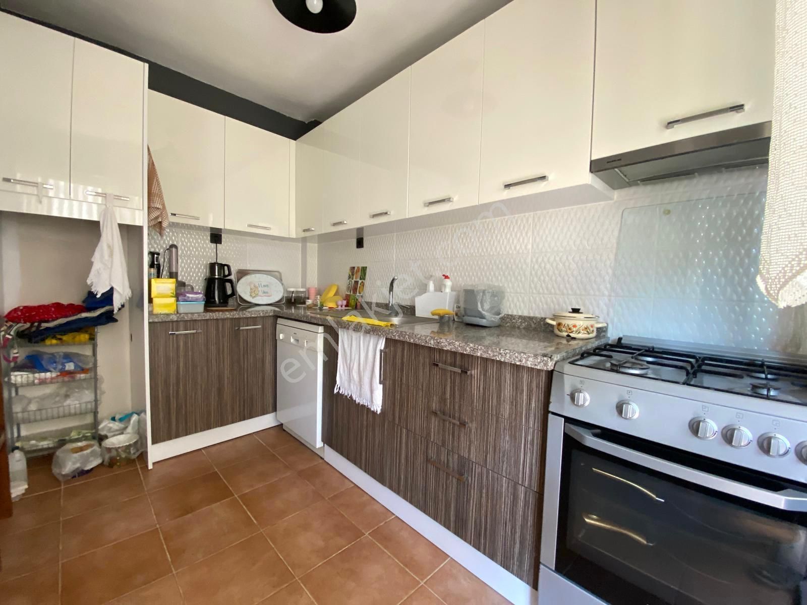 🏡 Referans'tan Altınkum'da Masrafsız Full Eşyalı Bahçe Kullanımlı Çift Balkonlu 2+1 Daire - Görsel 3