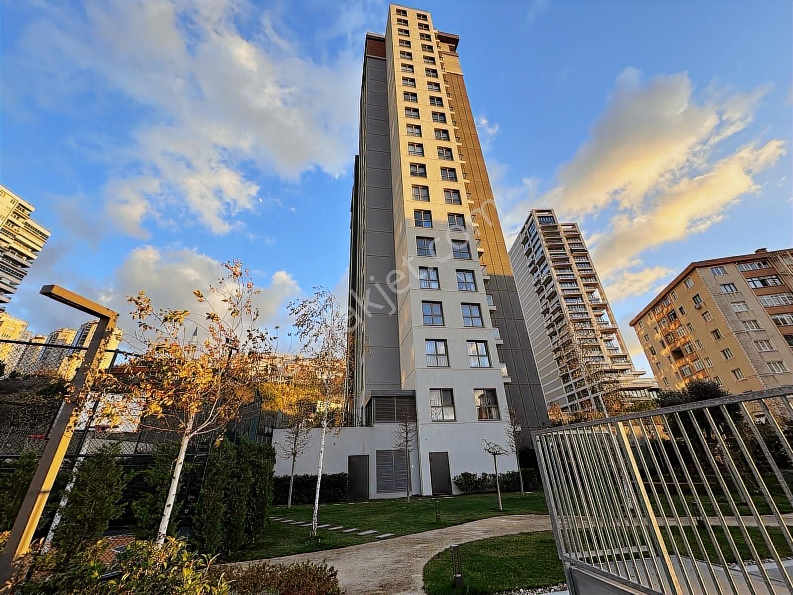 Met'den Mesa Panaromada 2+1 Net 70m2 Balkonlu Deniz Manzaralı - Görsel 12