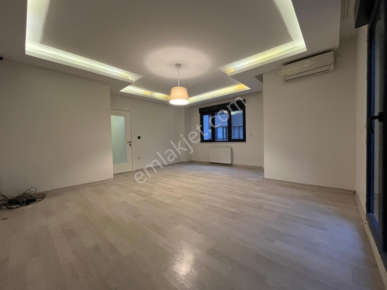 Met'den Kozyatağında Yeni Binada 3+1 Ebeveyn Banyolu Balkonlu - Görsel 20