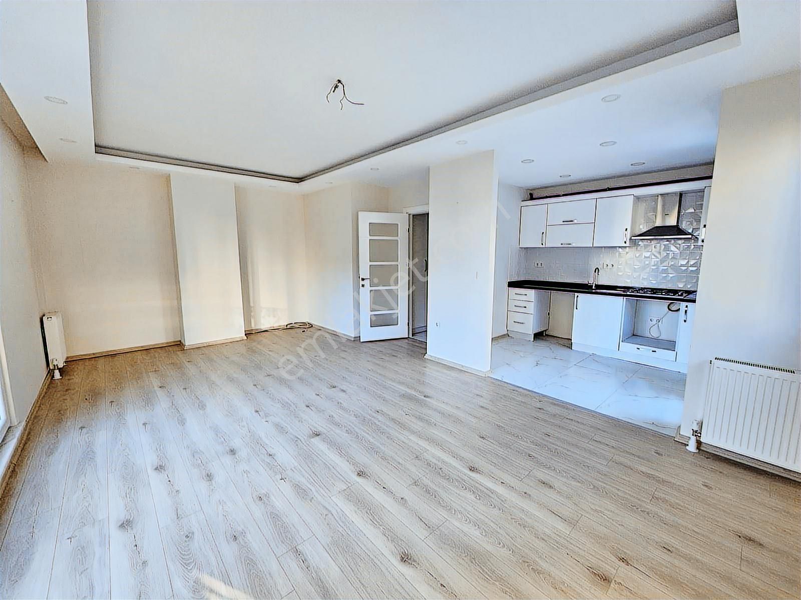 Met'den Fırsat Suadiye Metroya Çok Yakın Boş 2+1 Balkonlu - Görsel 14