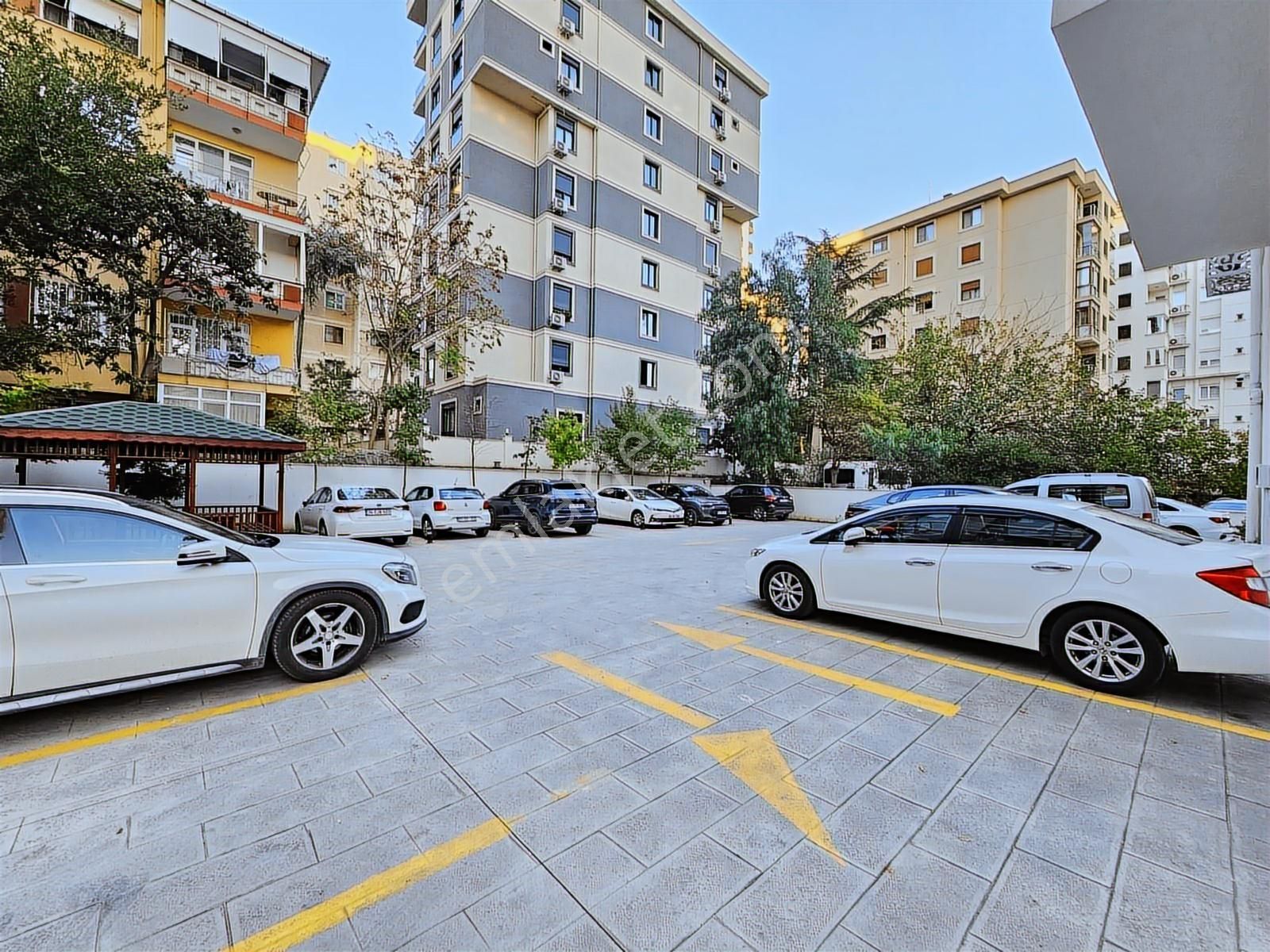 Met'den Fırsat Suadiye Metroya Çok Yakın Boş 2+1 Balkonlu - Görsel 5