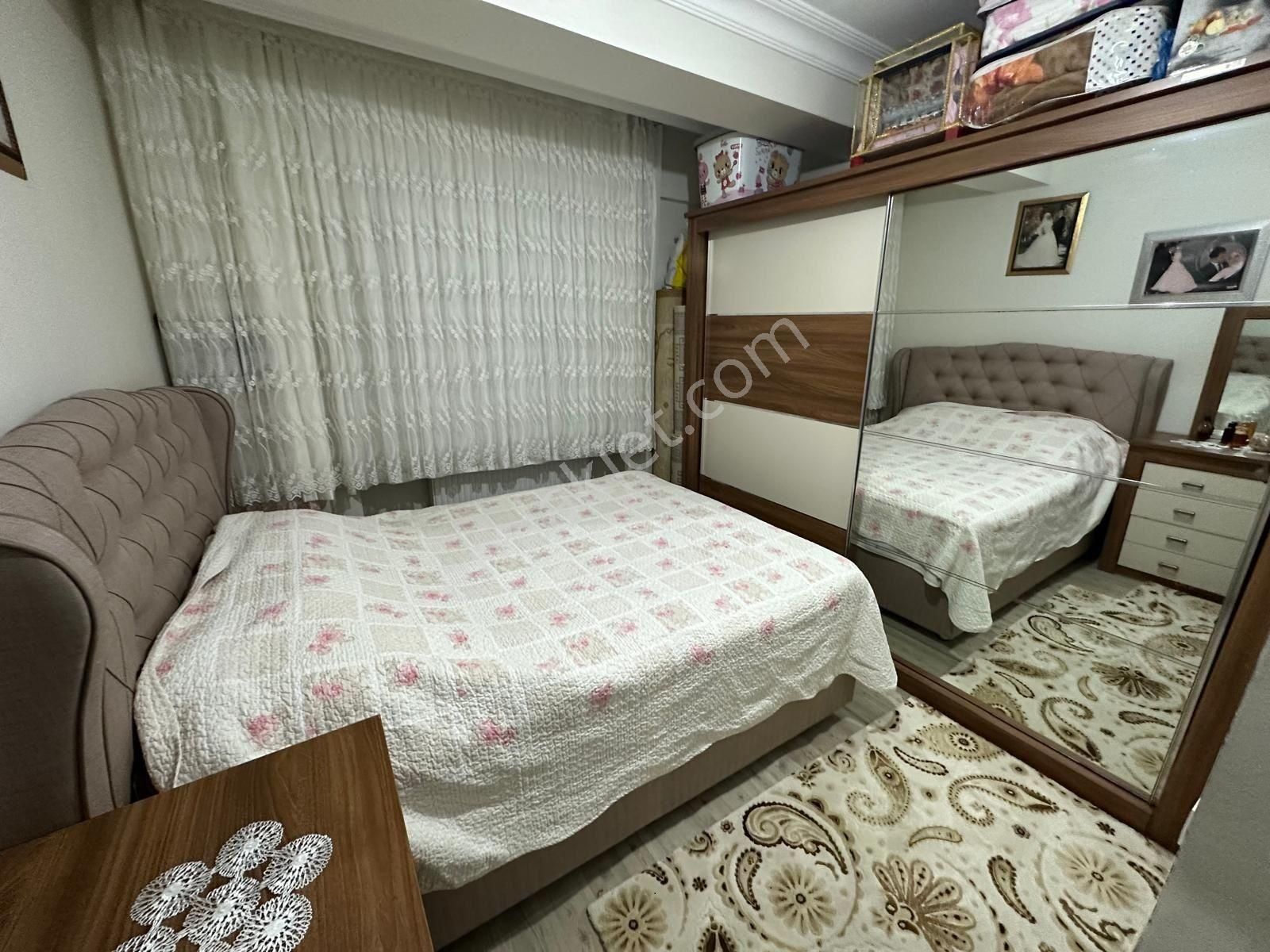 Sefaköy Fevziçakmak'ta 2+1 75m Kredili İskanlı Balkonlu Y.giriş - Görsel 11