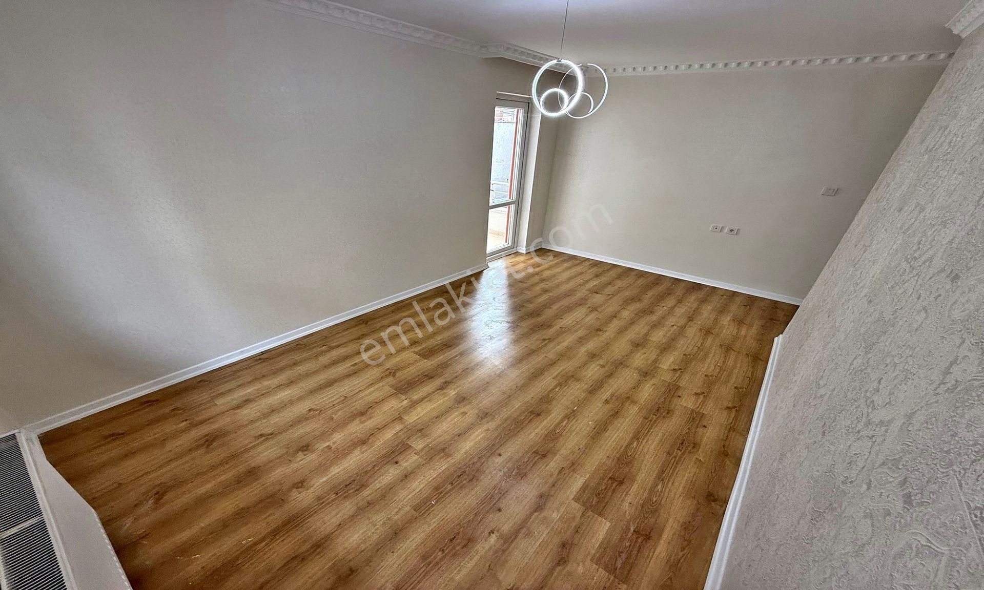 Kanuni'de Full Yapılı Teras Balkonlu Asansörlü 3+1 Daire ! - Görsel 15