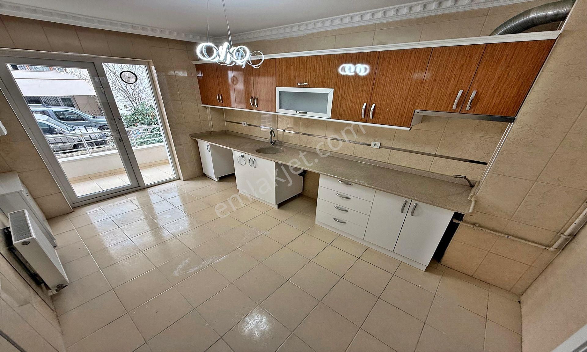 Kanuni'de Full Yapılı Teras Balkonlu Asansörlü 3+1 Daire !