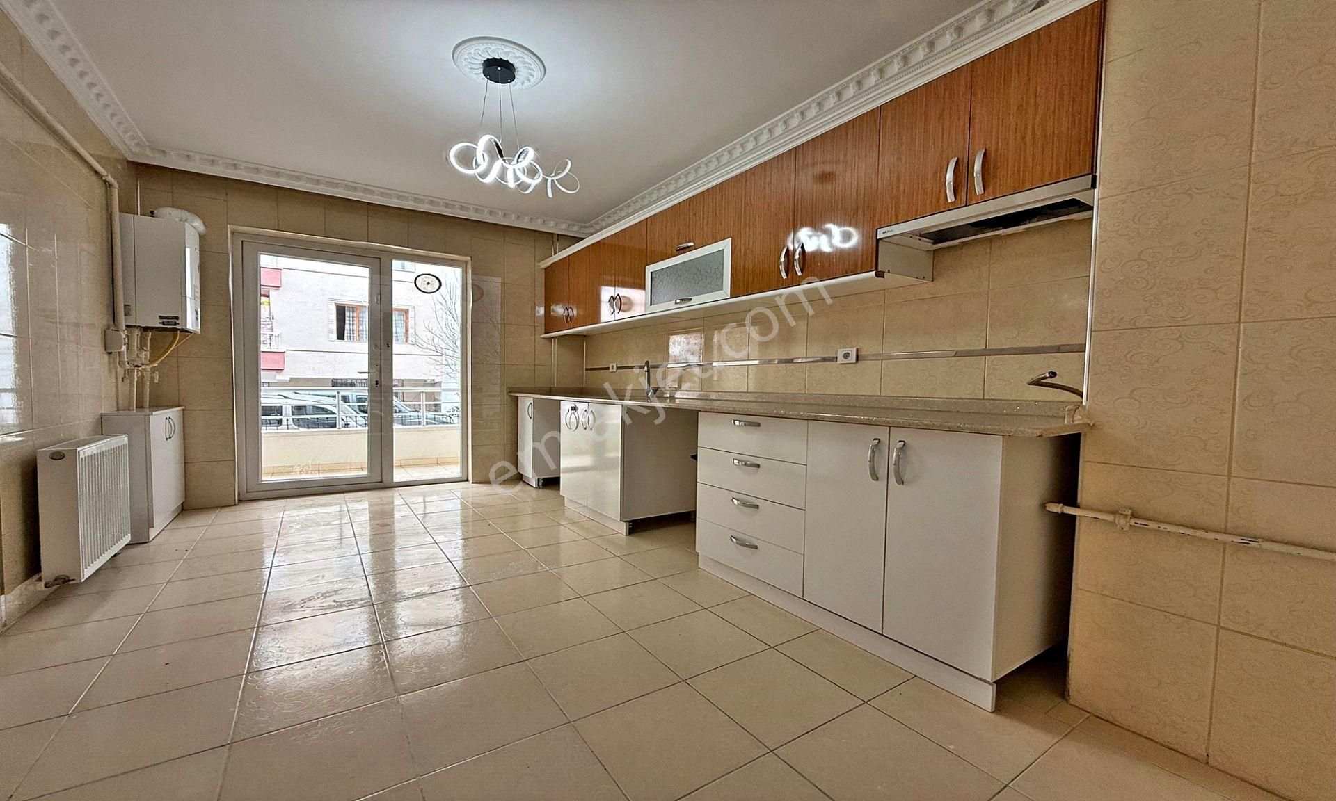 Kanuni'de Full Yapılı Teras Balkonlu Asansörlü 3+1 Daire ! - Görsel 34