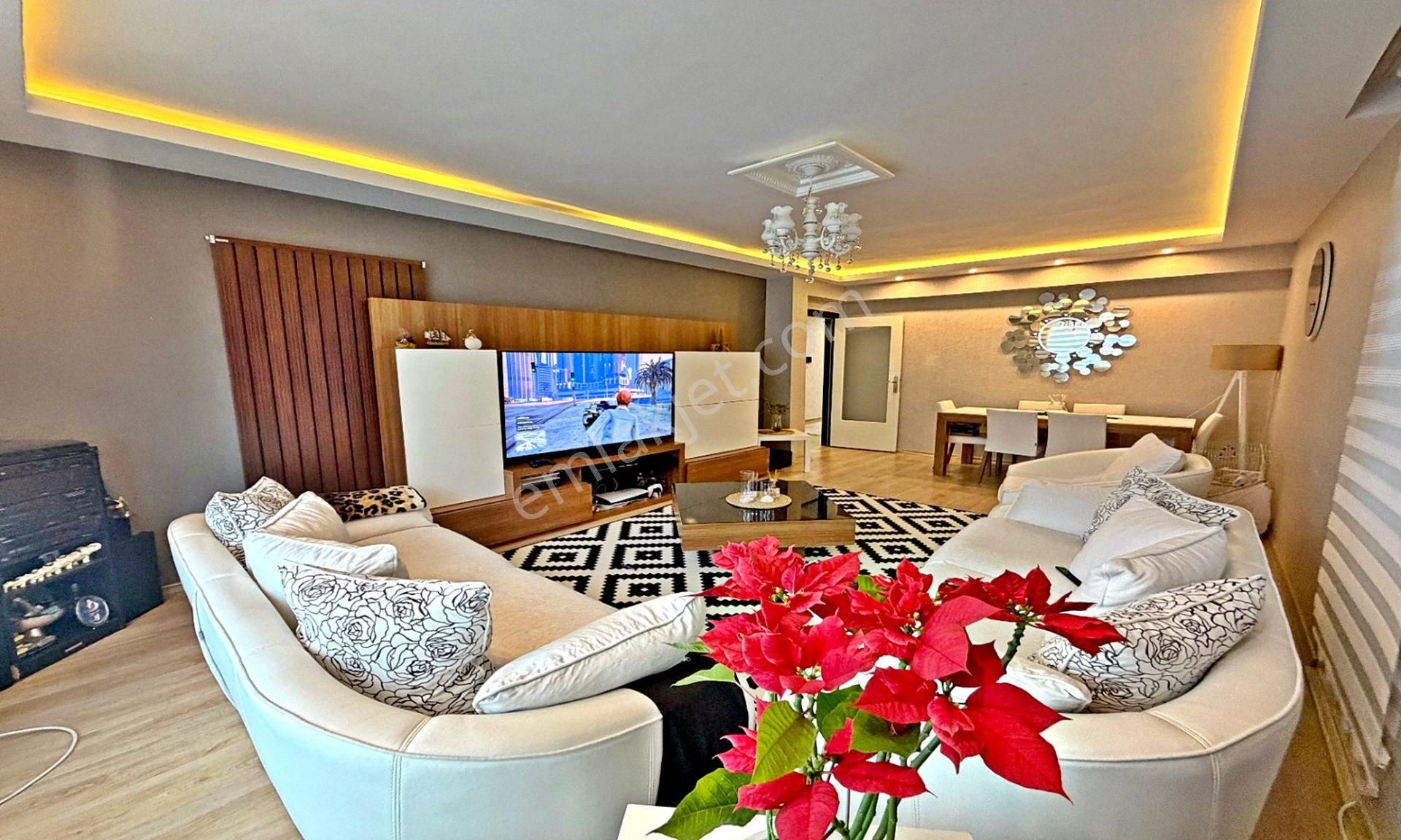 Atapark'ta Mega Lüx Yapılı E.banyolu Net 145 M2 3+1 Daire ! - Görsel 33