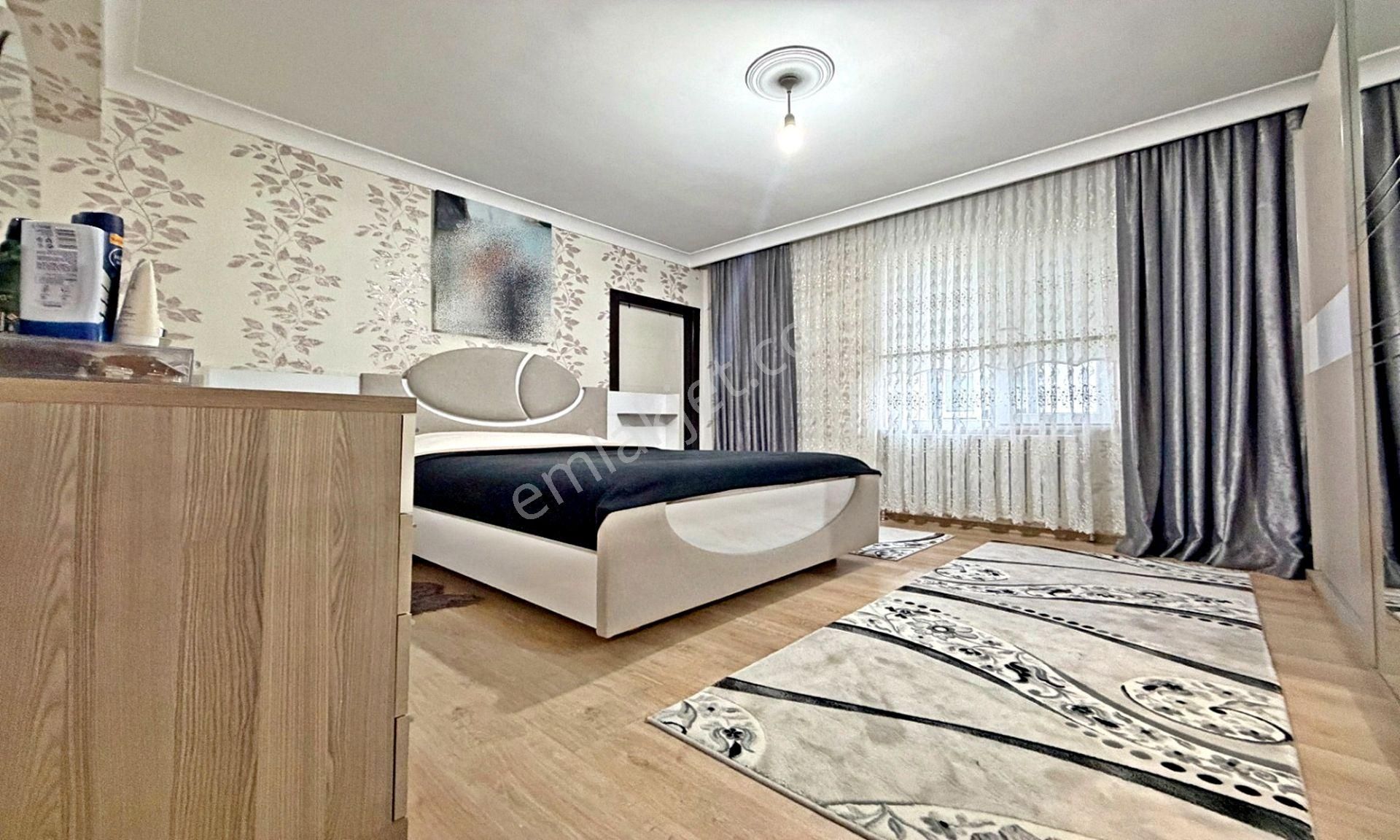 Atapark'ta Mega Lüx Yapılı E.banyolu Net 145 M2 3+1 Daire ! - Görsel 11