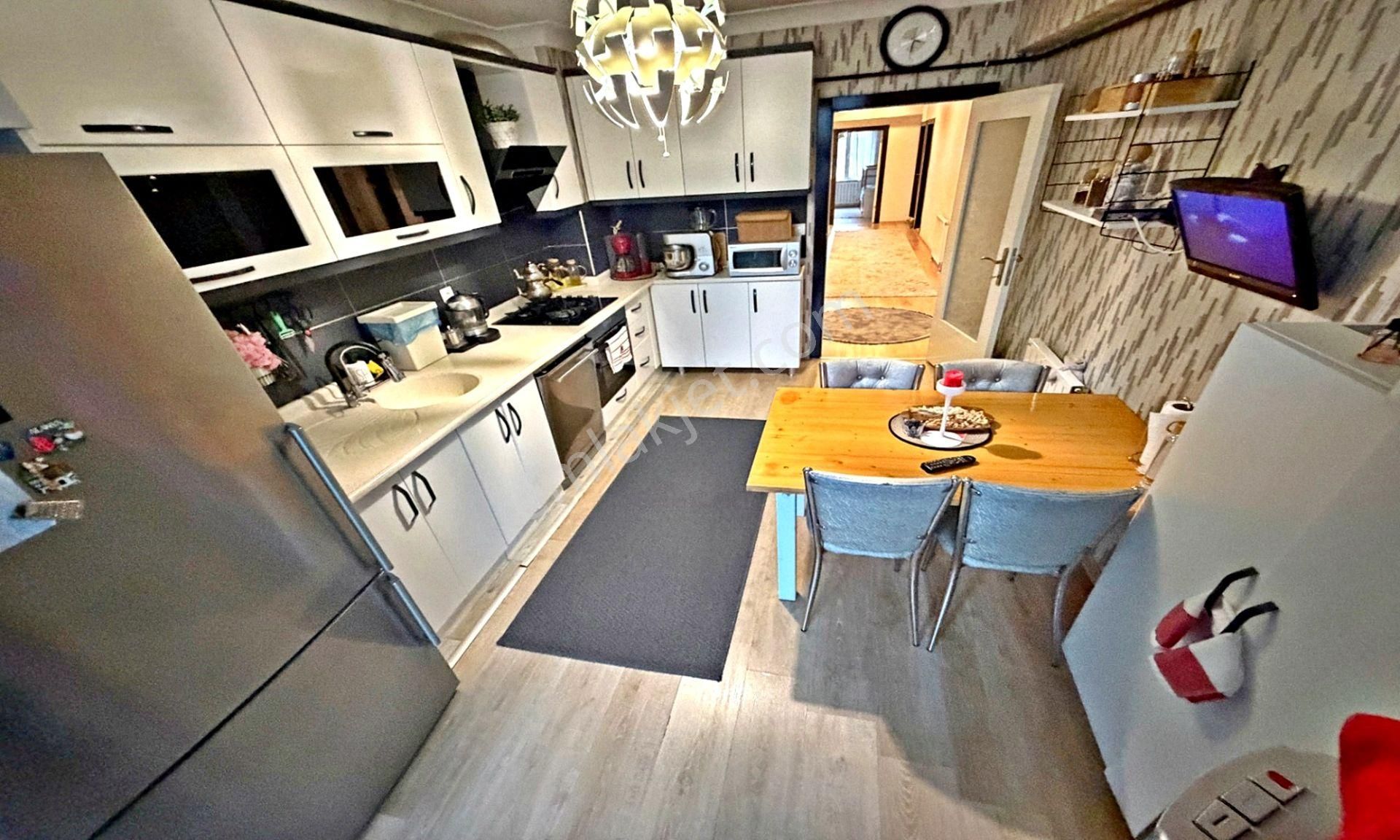 Atapark'ta Mega Lüx Yapılı E.banyolu Net 145 M2 3+1 Daire ! - Görsel 8