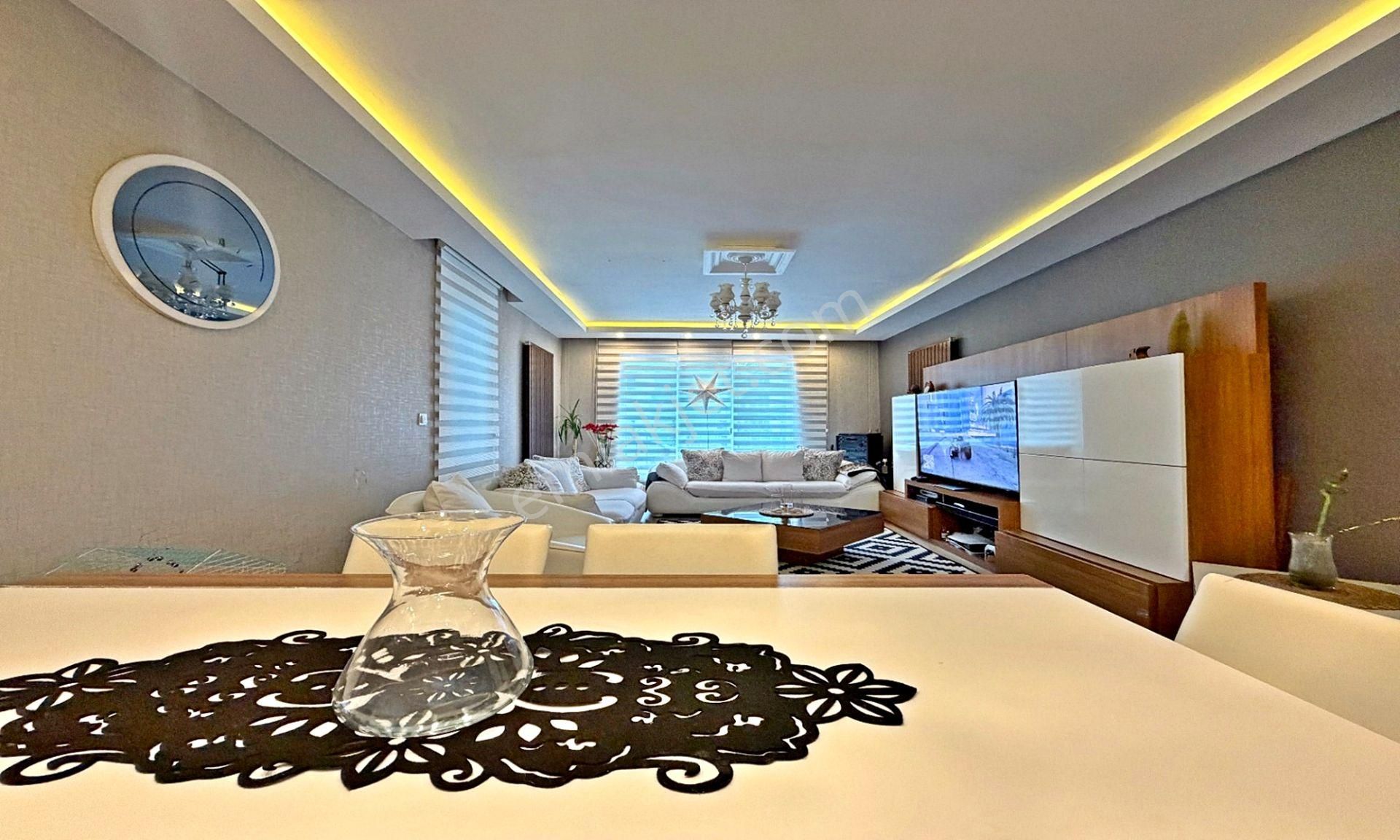 Atapark'ta Mega Lüx Yapılı E.banyolu Net 145 M2 3+1 Daire ! - Görsel 35