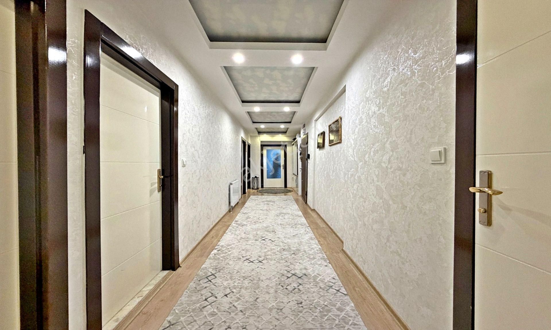 Atapark'ta Mega Lüx Yapılı E.banyolu Net 145 M2 3+1 Daire ! - Görsel 31