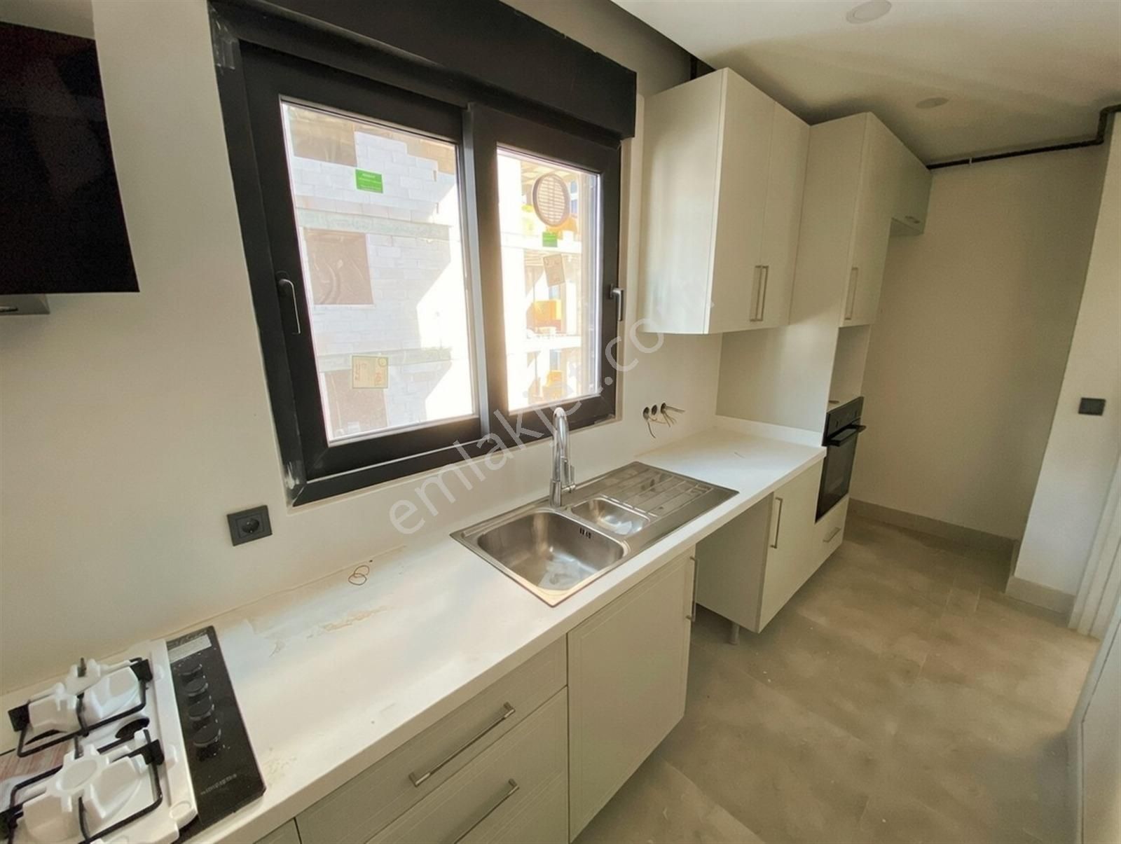 Met'den Suadiyede Bağdat Caddesine Çok Yakın 2+1 Balkonlu - Görsel 11