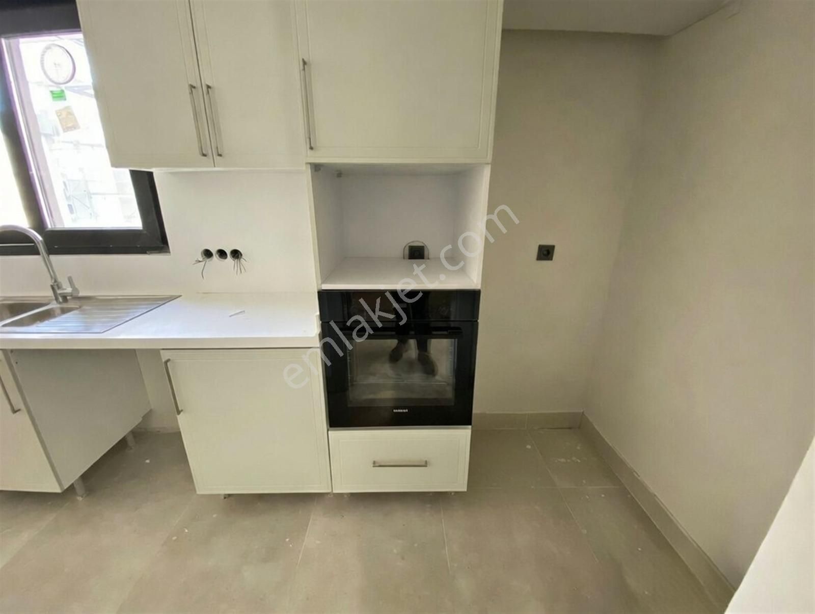 Met'den Suadiyede Bağdat Caddesine Çok Yakın 2+1 Balkonlu - Görsel 12