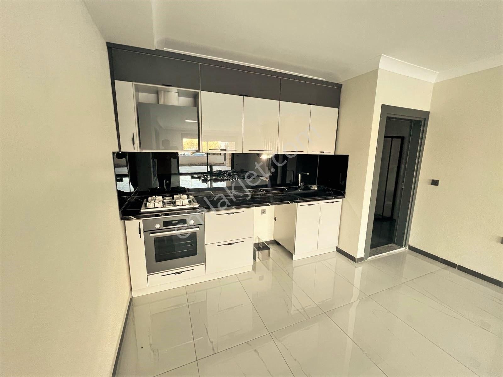 Akçay Aras Emlaktan Gürede Tam Müstakil 4+2 Villa - Görsel 34