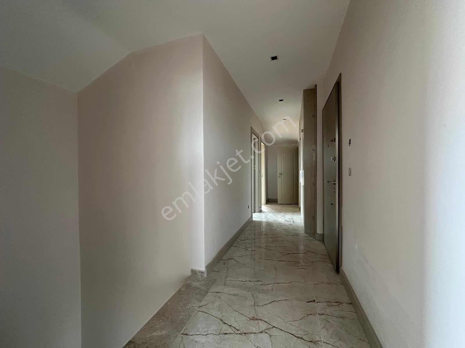 Güzeltepede Emsalsiz Muhteşem Konumda 4+1 Geniş Teraslı Dublex - Görsel 19