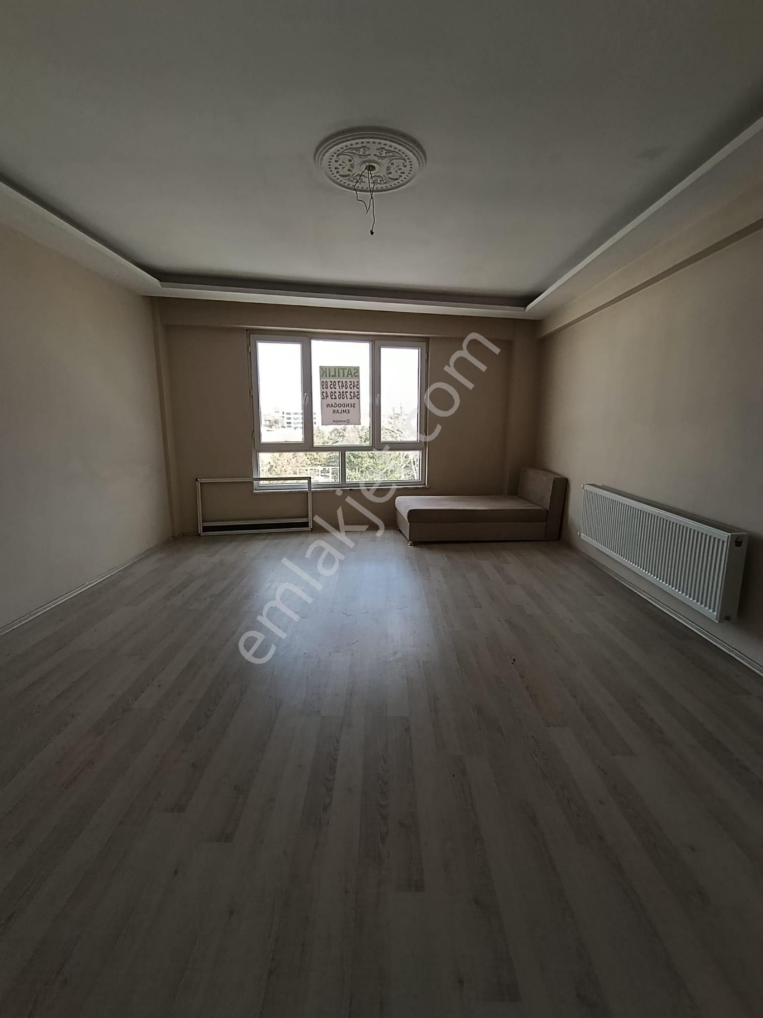 Çamlıca Mahallesi Tombakzade Caddesinde 2+1 Satılık Daire - Görsel 8