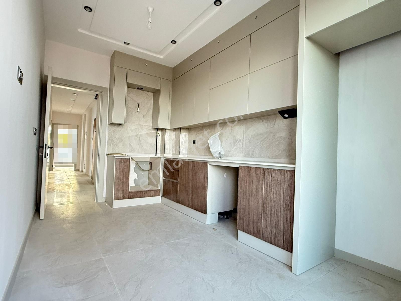 Binyapı'dan Yenişafakta 3+1 Satılık Sıfır Lüks Daireler