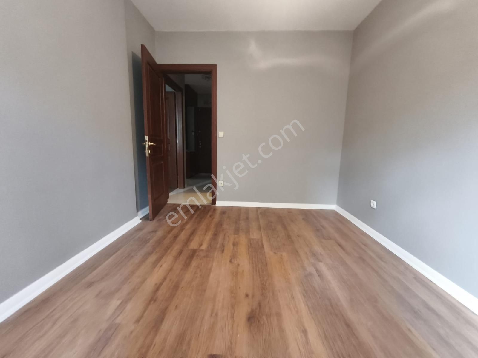 Met'den Suadiye Kavislide 2+1 90m2 Bağdata Yakın Bakımlı Binada - Görsel 24