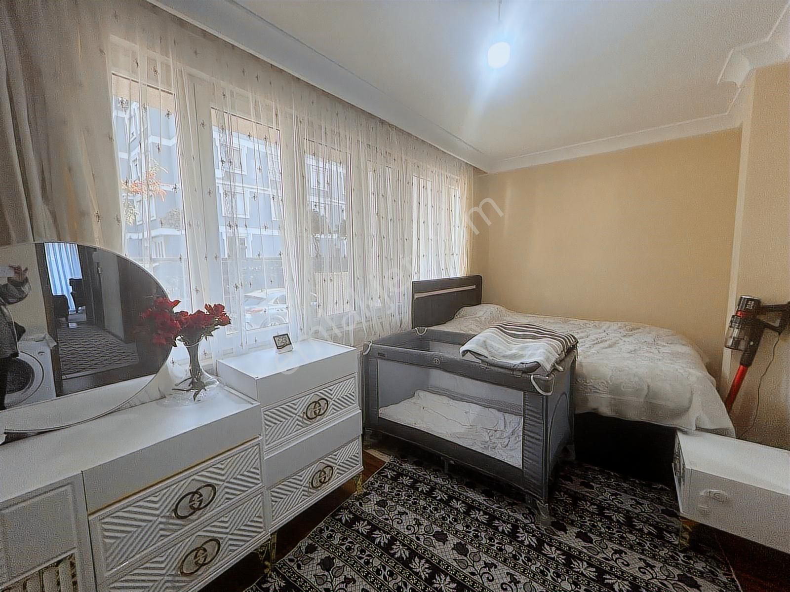 Met'den Özel Göztepe Hastanesine Yakın 62m2 Net 2+1 Kombili - Görsel 22