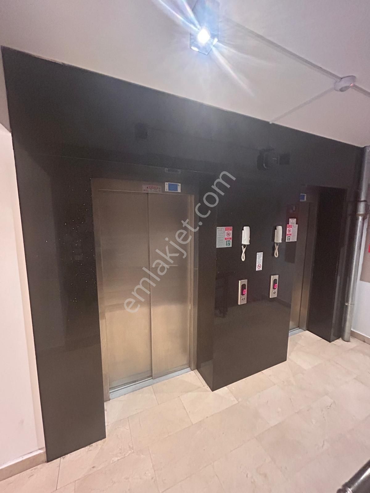 Met'den Özel Göztepe Hastanesine Yakın 62m2 Net 2+1 Kombili - Görsel 16