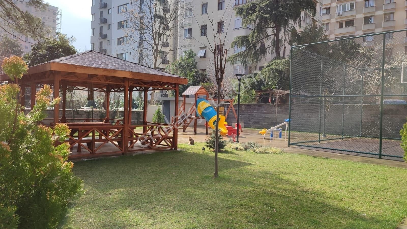 Met'den Erenköyde 4+1 Net 140m2 Balkonlu Yeni Binada Ebeveynli - Görsel 29