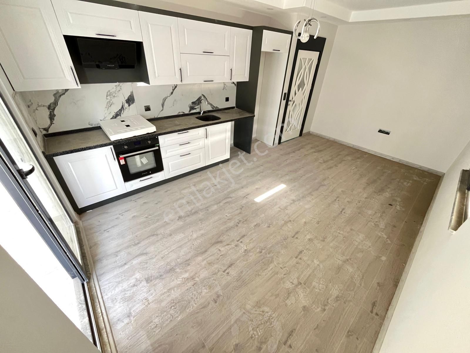 🏡referans'tan Altınkum'da Ön Cephe Ebeveyn Banyolu Çift Cam Balkonlu Sıfır Modern 2+1 Daire - Görsel 7