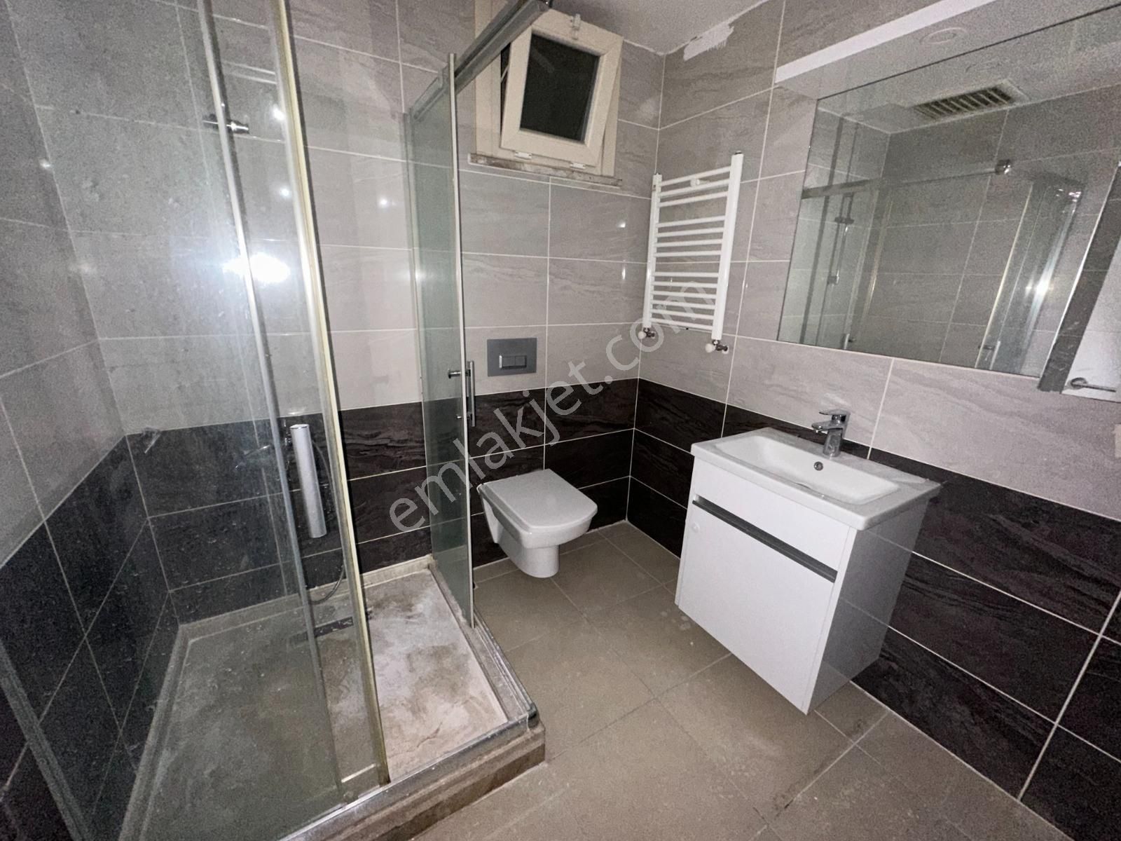 Met'den Erenköyde 3+1 Yeni Bina 110m2 Net 35m2 Salonlu - Görsel 35