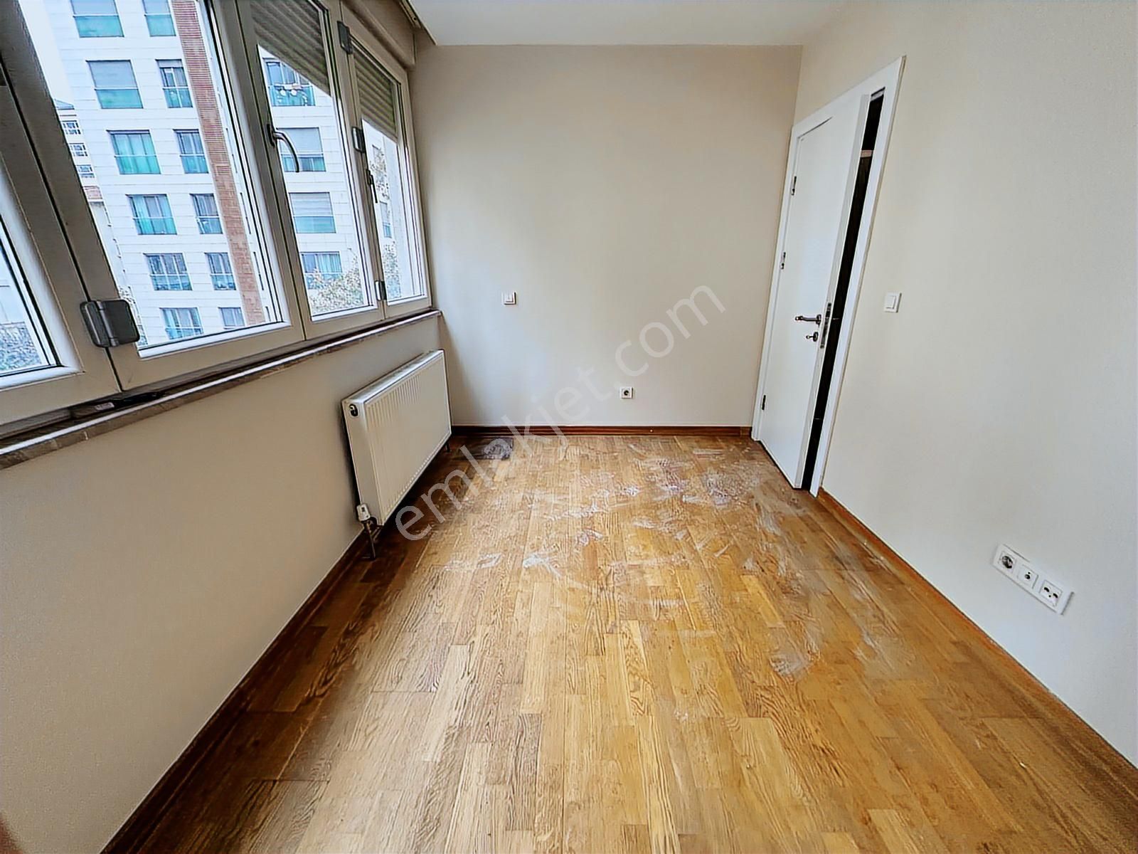 Met'den Erenköyde 3+1 Yeni Bina 110m2 Net 35m2 Salonlu - Görsel 8