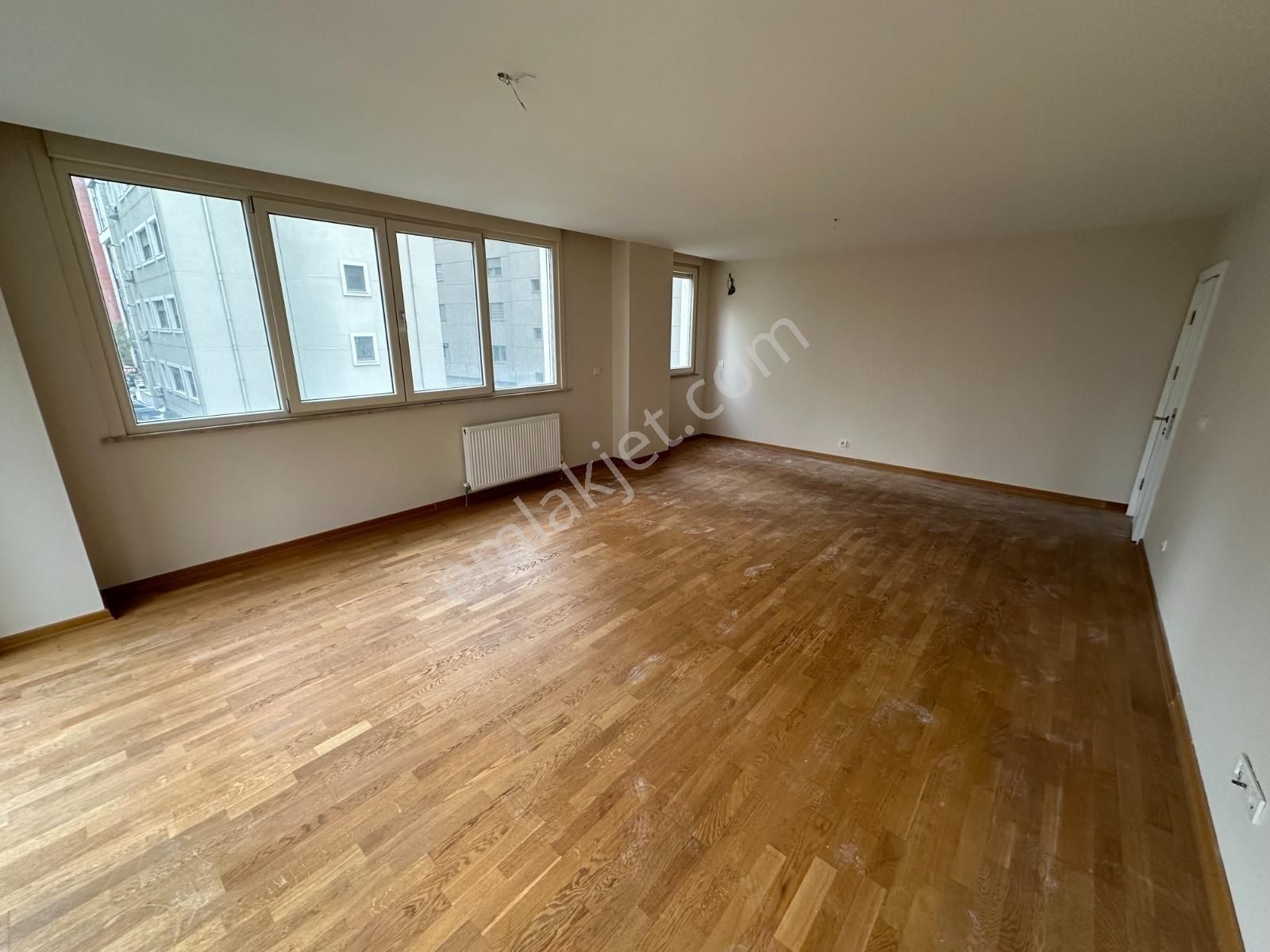 Met'den Erenköyde 3+1 Yeni Bina 110m2 Net 35m2 Salonlu - Görsel 14