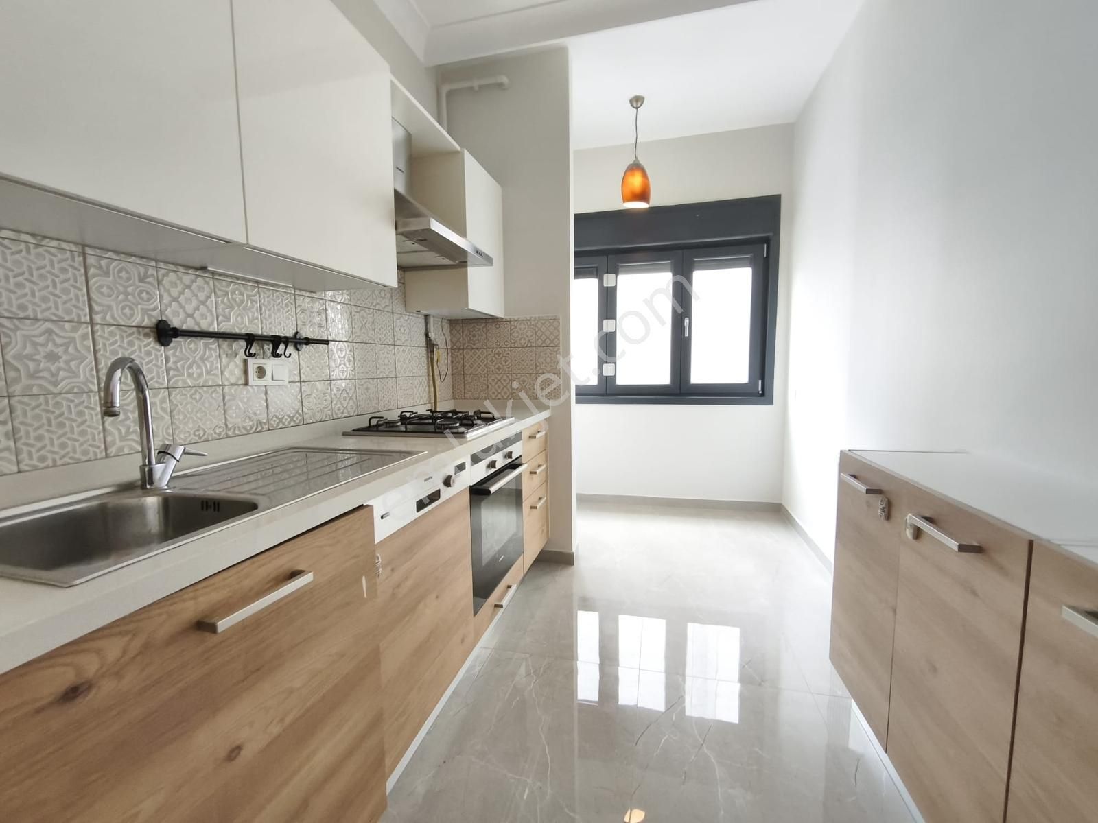 Met'den Suadiye Feride Geçidine Komşu 3+1 Yeni Binada Ebeveynli - Görsel 12